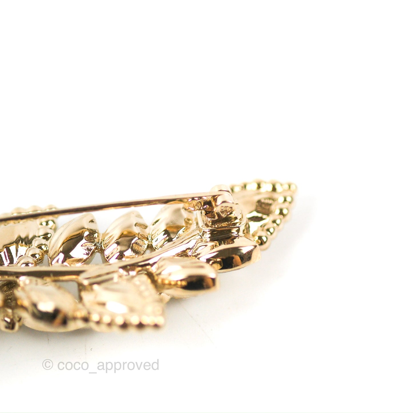Chanel Crystal Leaves CC Brooch Gold Tone 23S