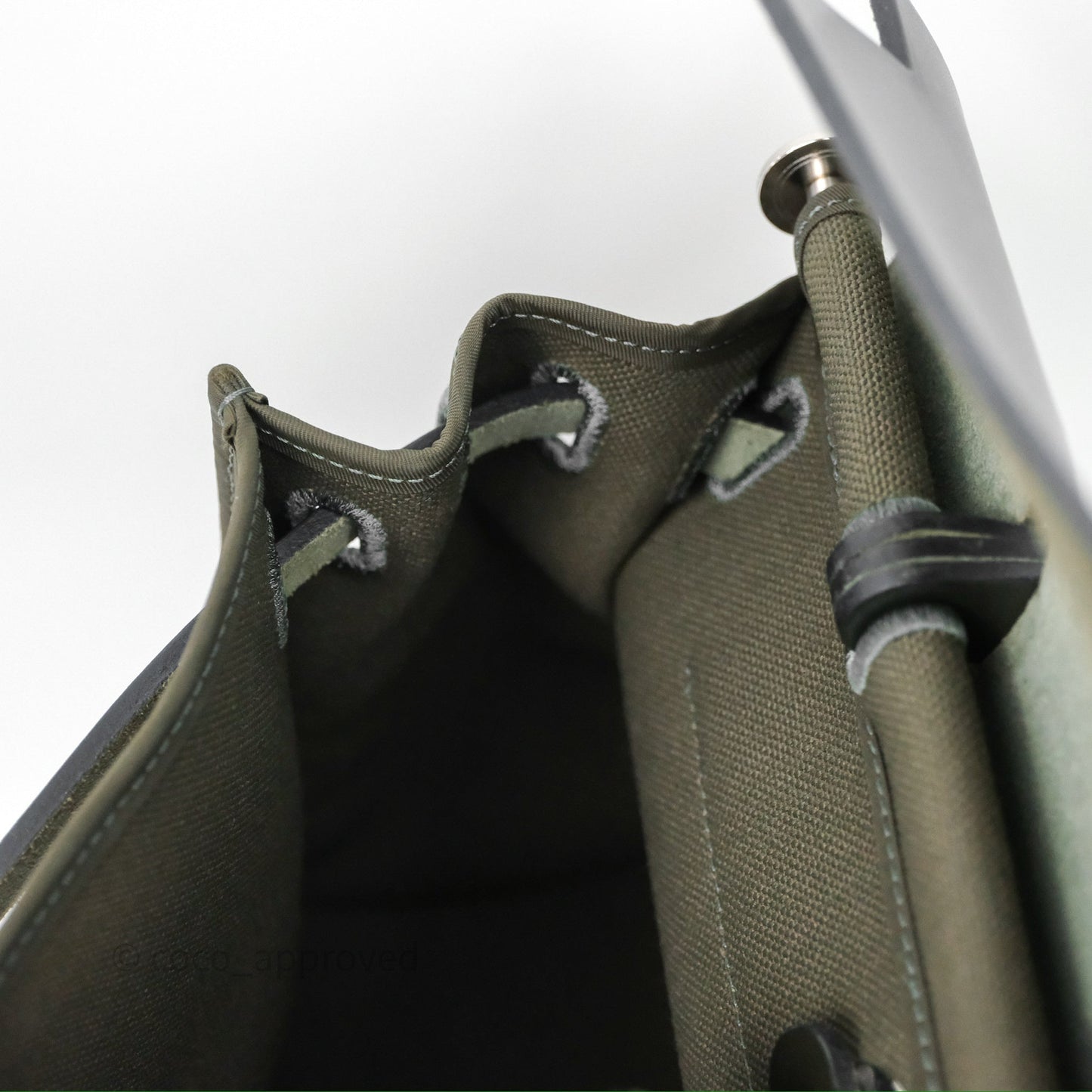Hermès Herbag Zip 31 Khaki Canvas Palladium Hardware