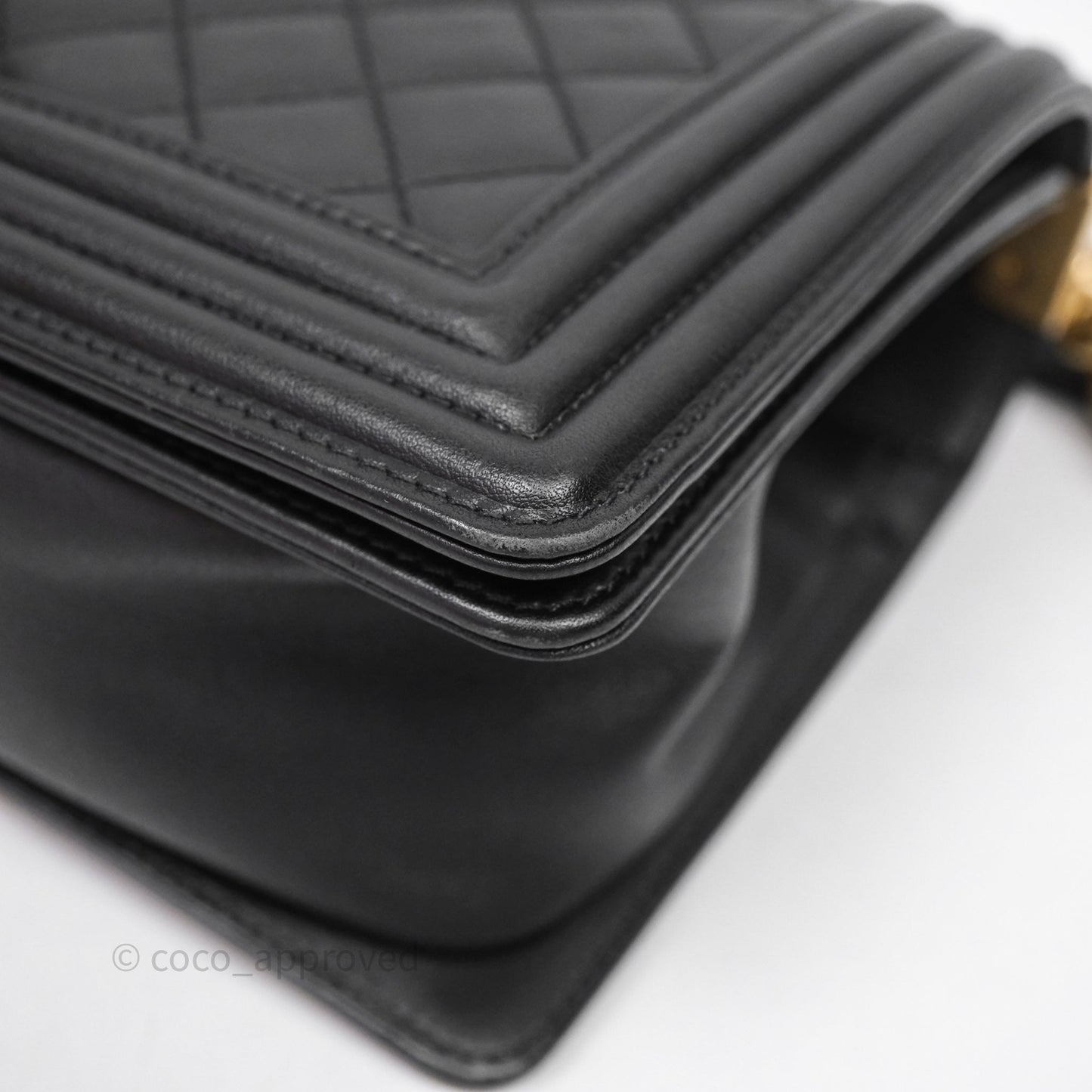 Chanel Medium Boy Quilted Black Calfskin Aged Gold Hardware