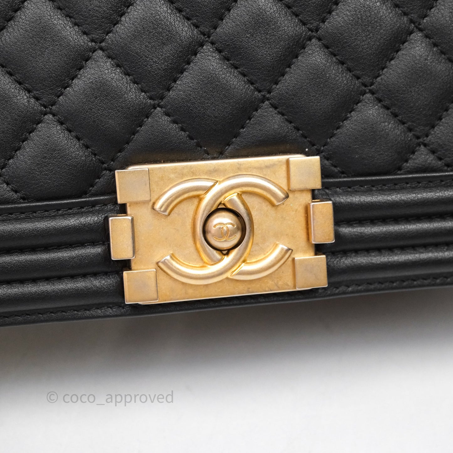 Chanel Medium Boy Quilted Black Calfskin Aged Gold Hardware