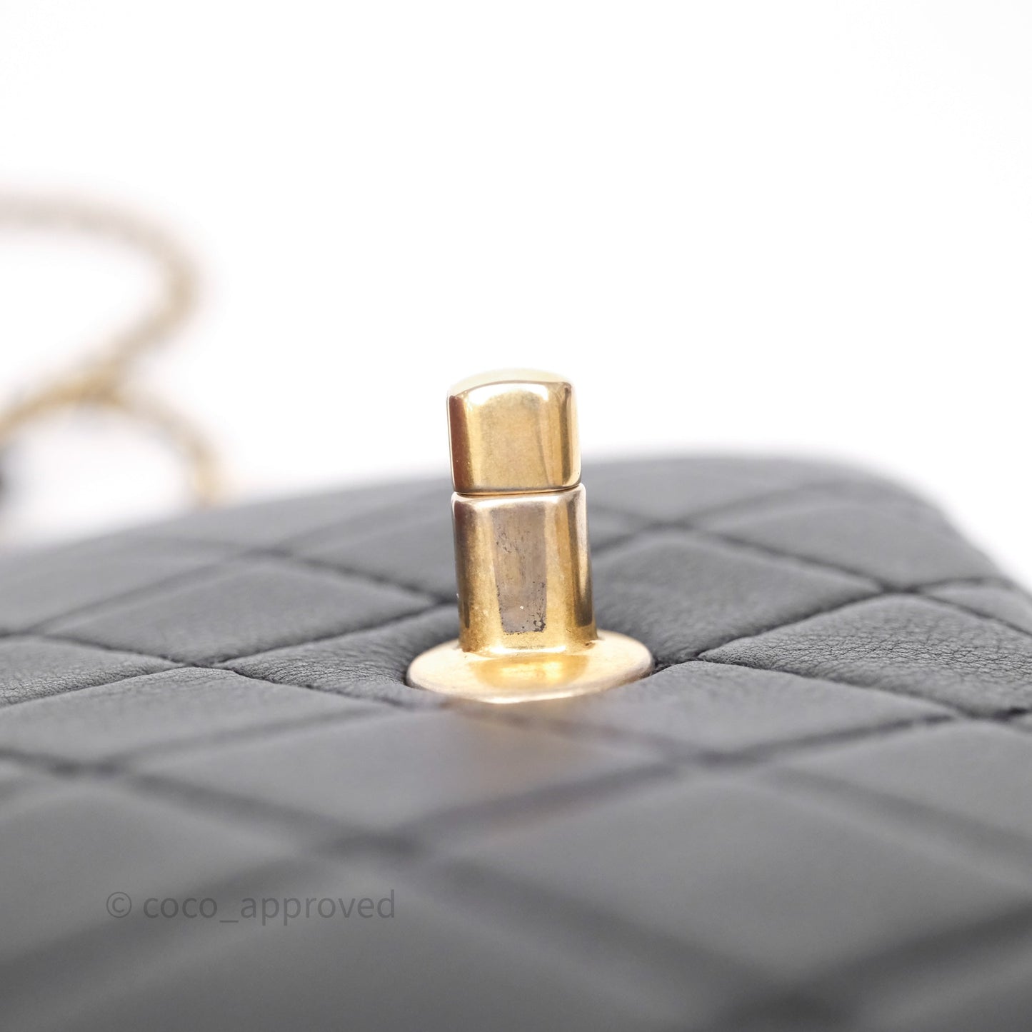 Chanel Quilted Flap Bag with Coin Purse Black Calfksin Aged Gold Hardware
