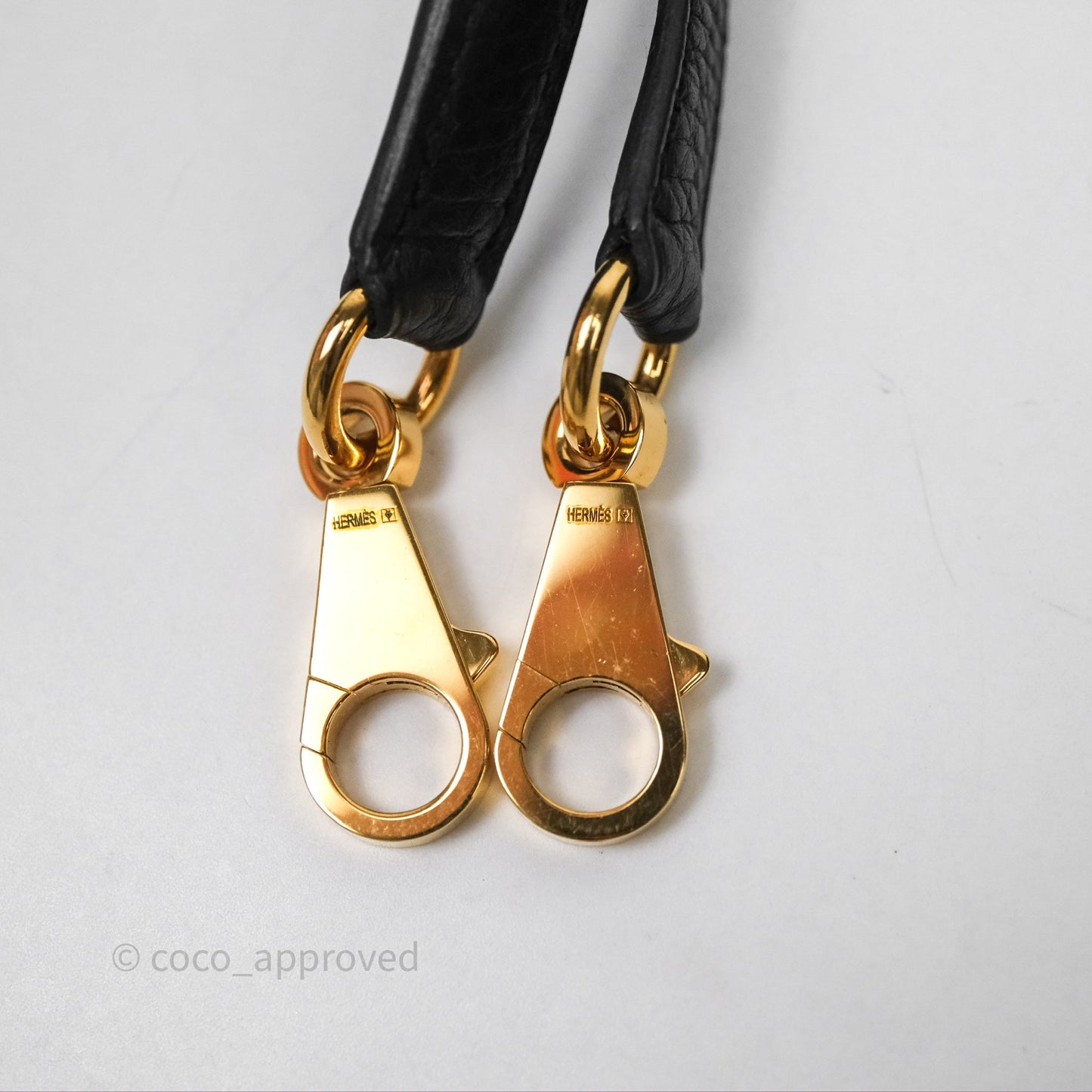 Hermès Retourne Kelly 28 Black Noir 89 Togo Gold Hardware