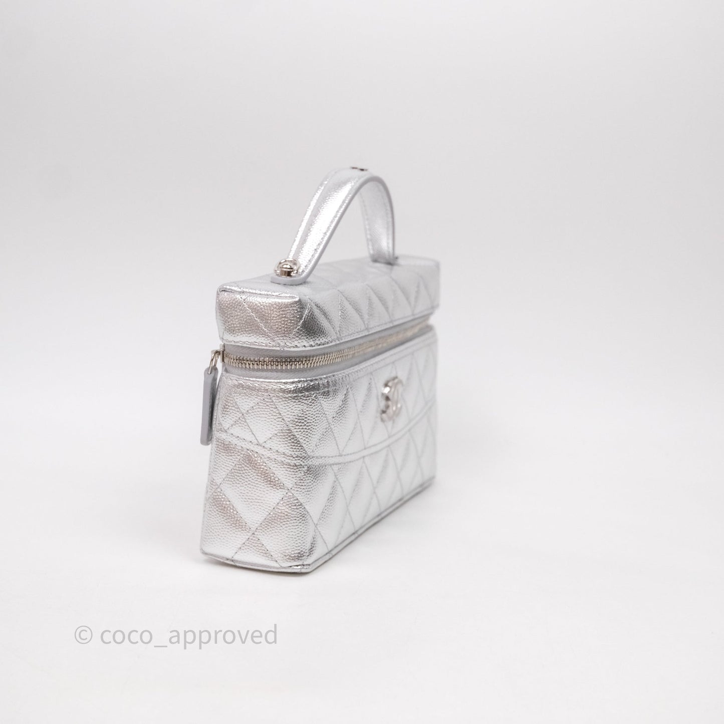 Chanel Top Handle Long Vanity Case with Chain Metallic Silver Shiny Caviar Silver Hardware