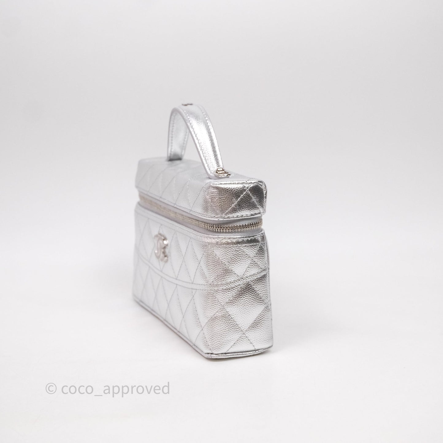 Chanel Top Handle Long Vanity Case with Chain Metallic Silver Shiny Caviar Silver Hardware