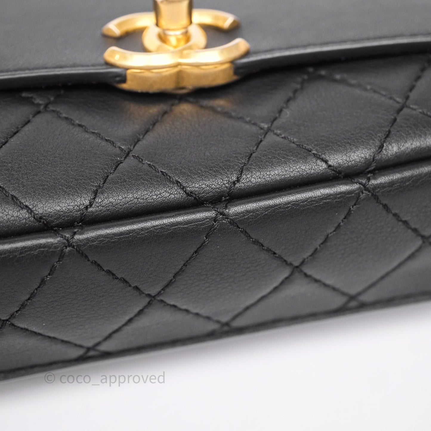 Chanel Quilted Flap Bag with Coin Purse Black Calfksin Aged Gold Hardware