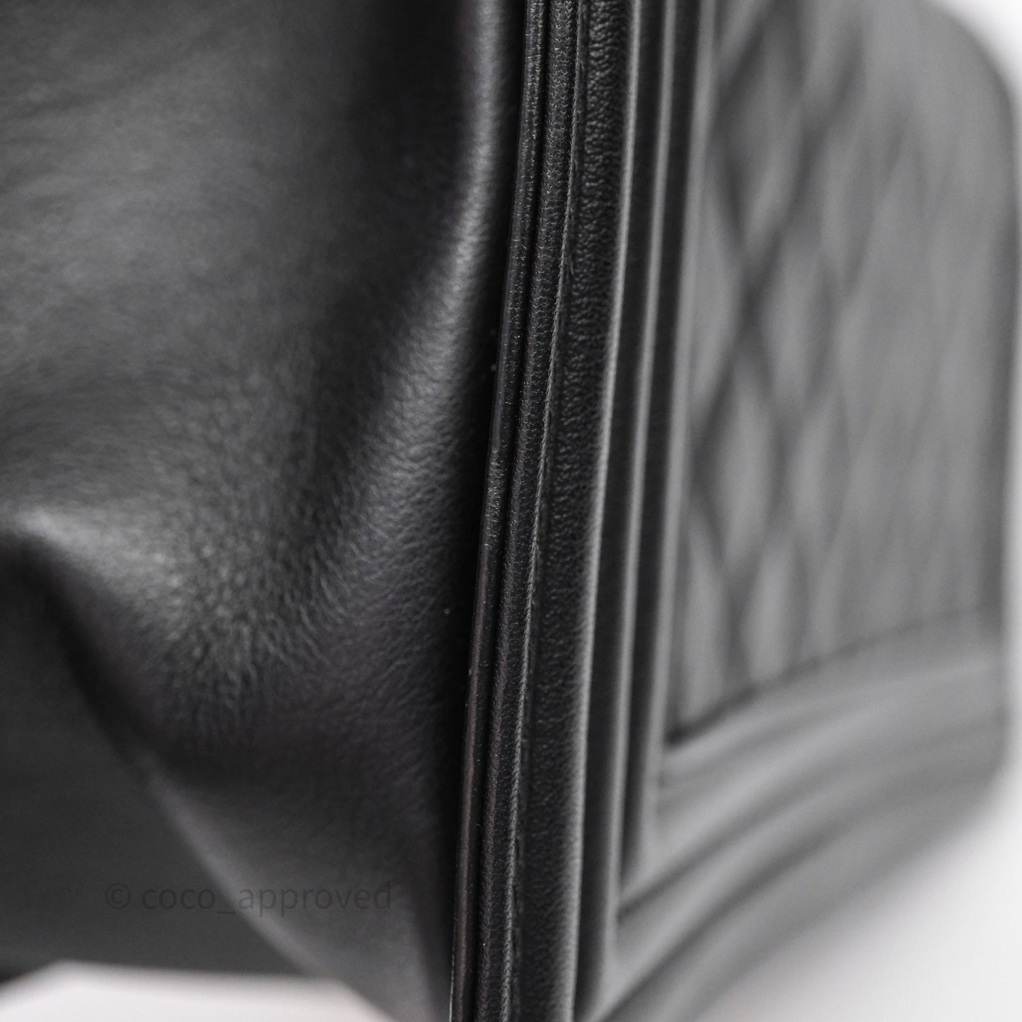Chanel Medium Boy Quilted Black Calfskin Aged Gold Hardware