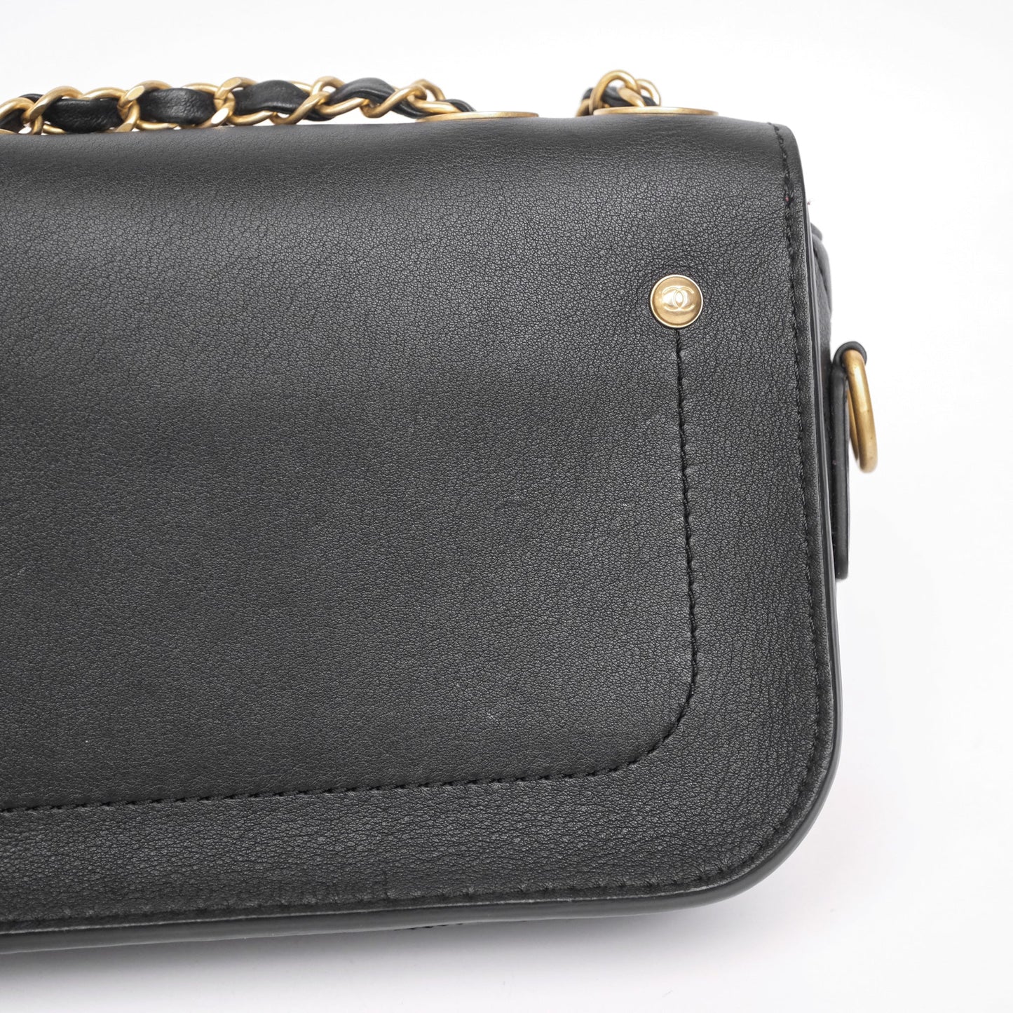 Chanel Quilted Flap Bag with Coin Purse Black Calfksin Aged Gold Hardware