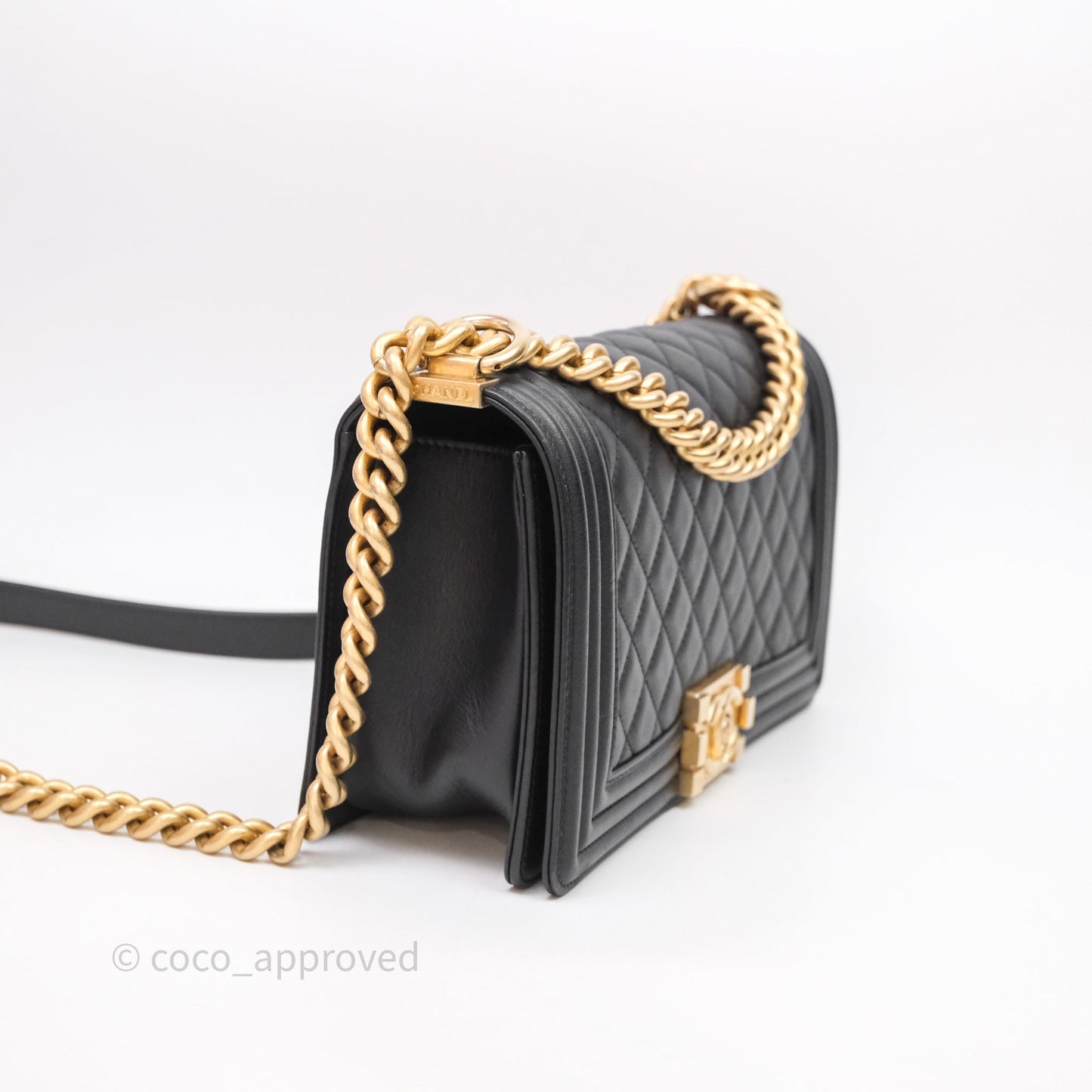 Chanel Medium Boy Quilted Black Calfskin Aged Gold Hardware