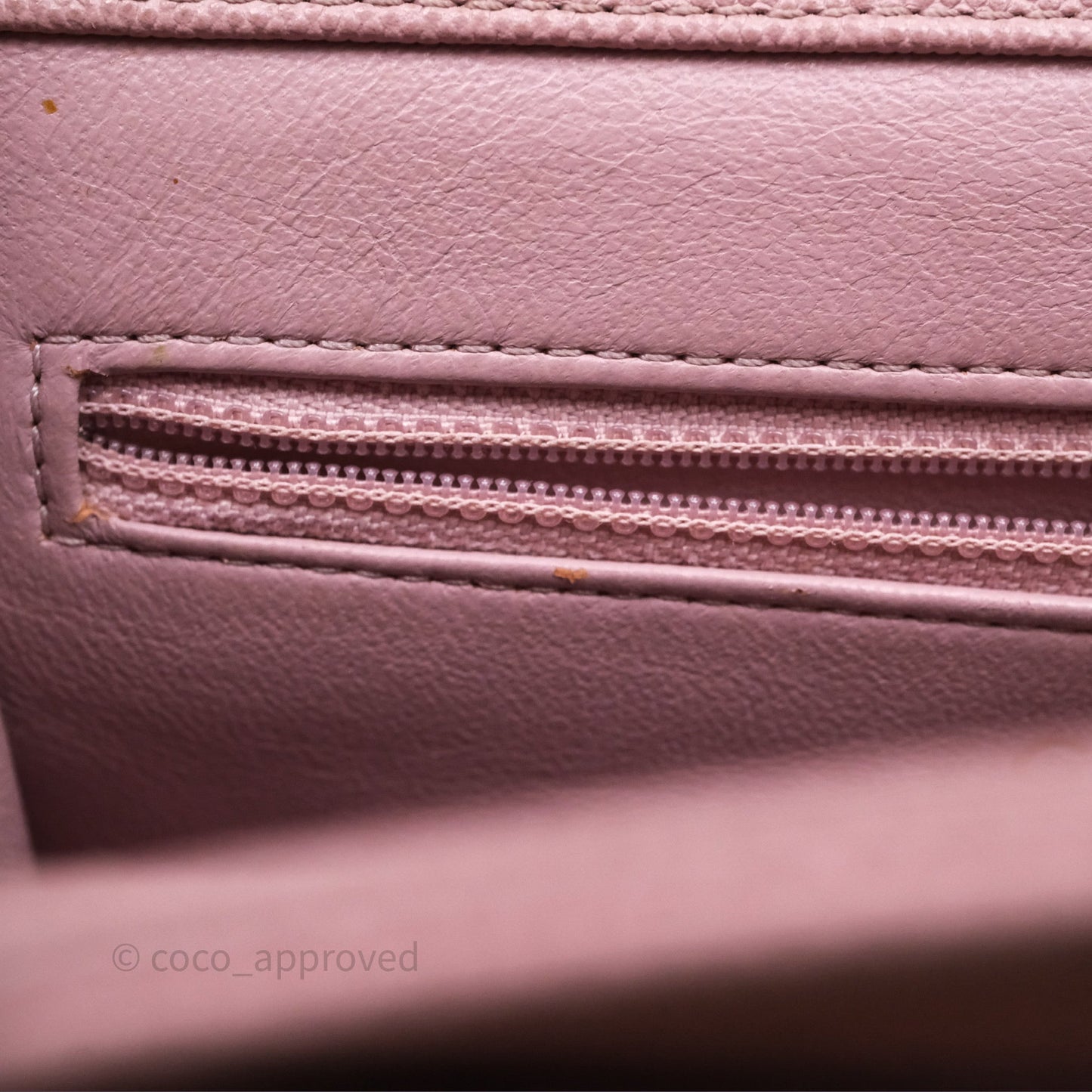 Chanel Quilted Medium Business Affinity Flap Pink Caviar Gold Hardware