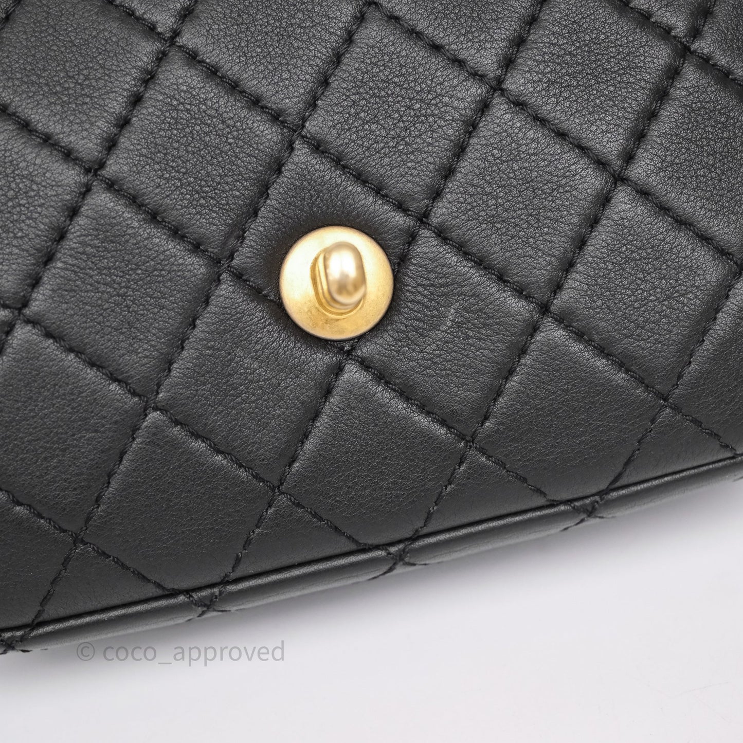 Chanel Quilted Flap Bag with Coin Purse Black Calfksin Aged Gold Hardware