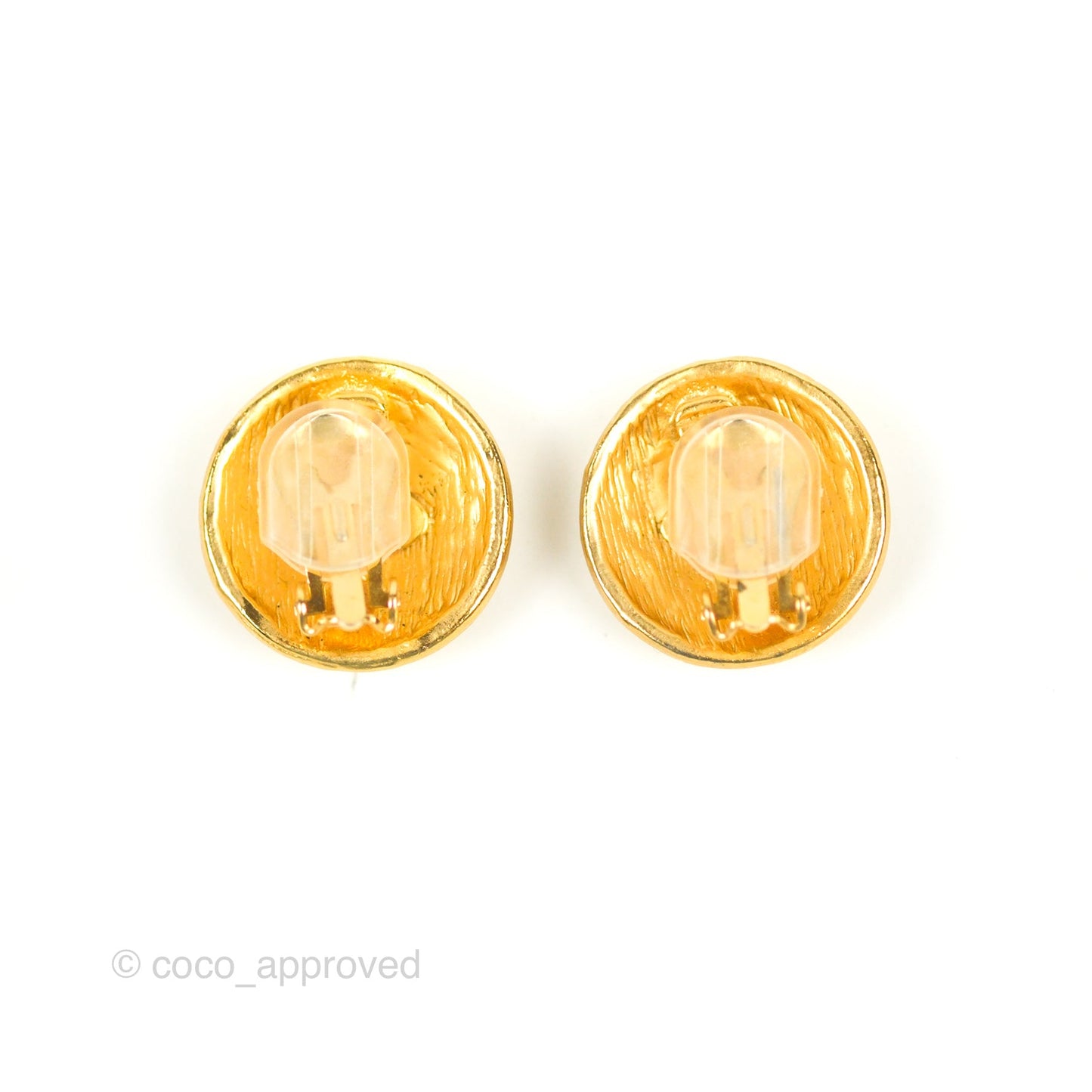 Chanel Vintage CC Round Clip On Earrings Gold Tone