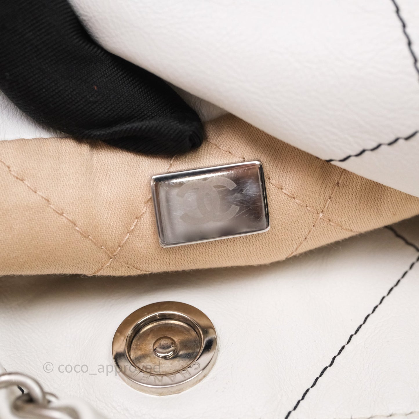 Chanel 22 Small White Crumpled Calfskin Aged Silver Hardware