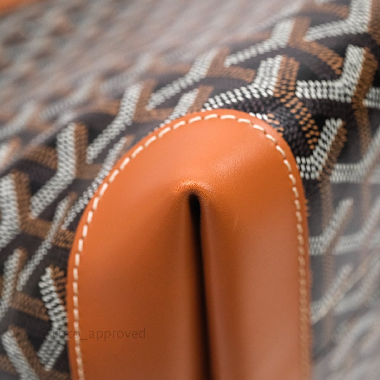Goyard Goyardine Bellechasse PM Tan