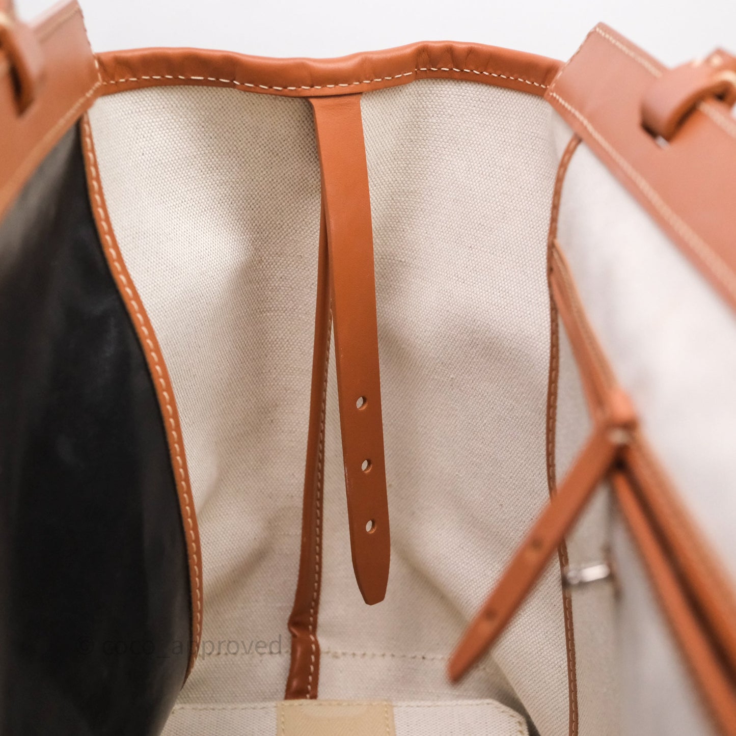 Goyard Goyardine Bellechasse PM Tan