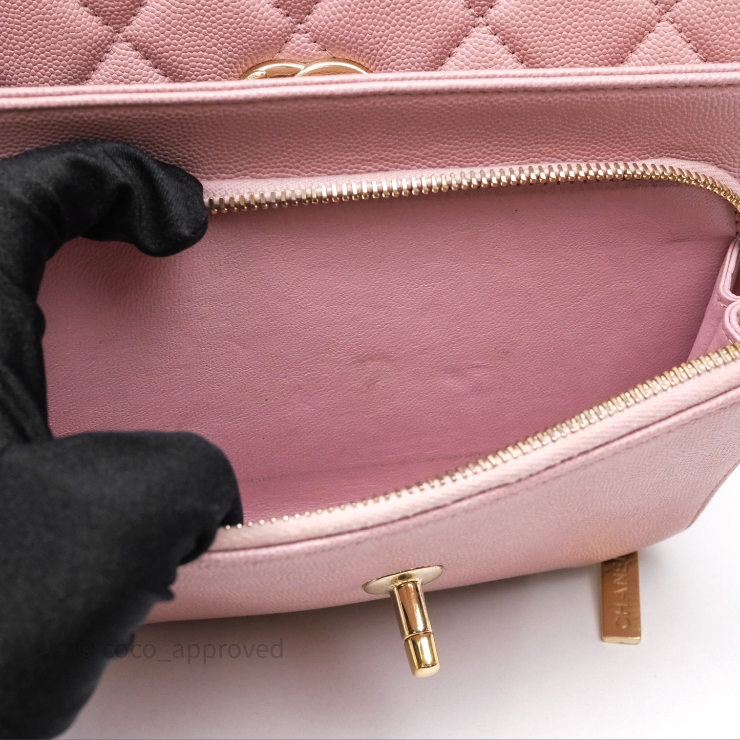Chanel Quilted Medium Business Affinity Flap Pink Caviar Gold Hardware