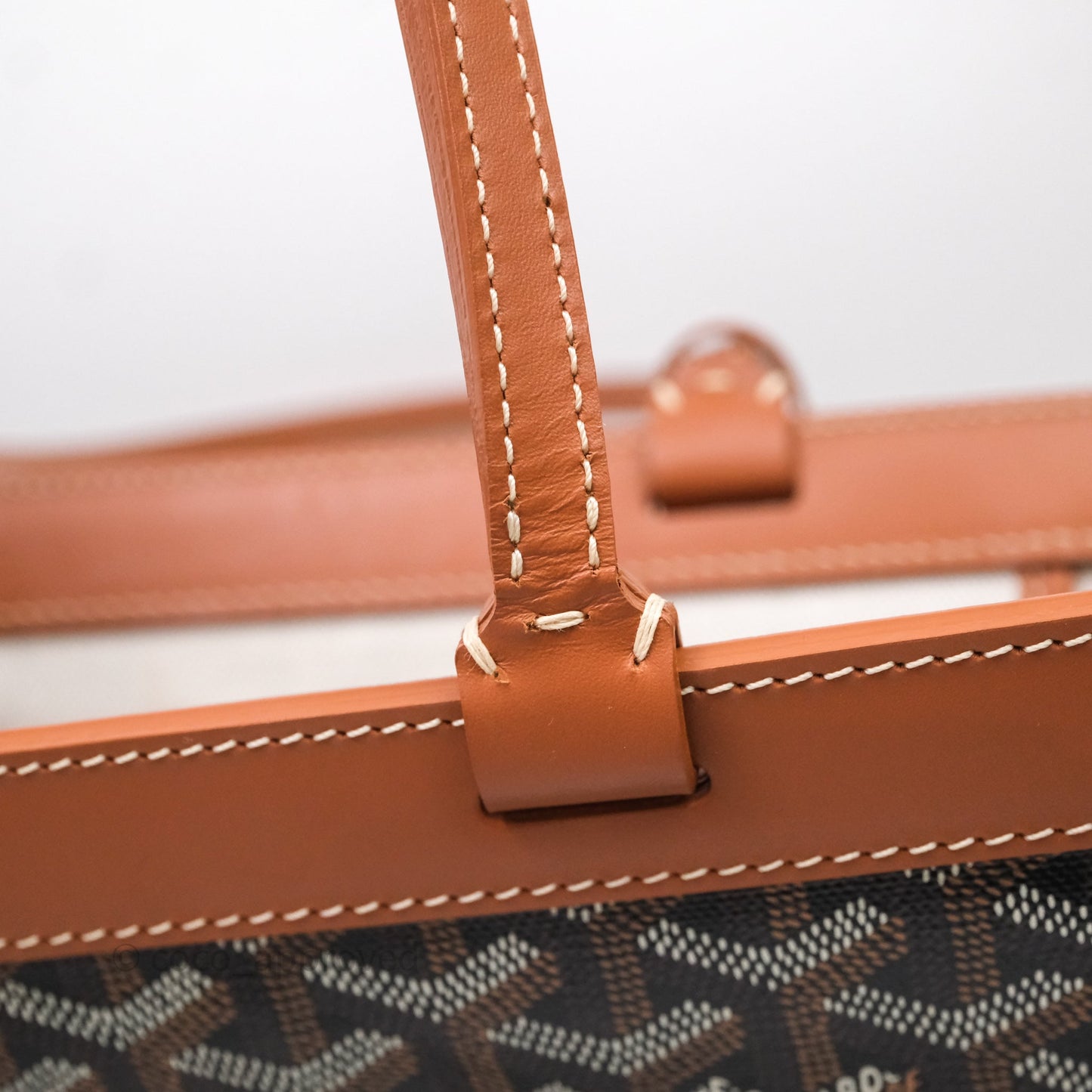 Goyard Goyardine Bellechasse PM Tan