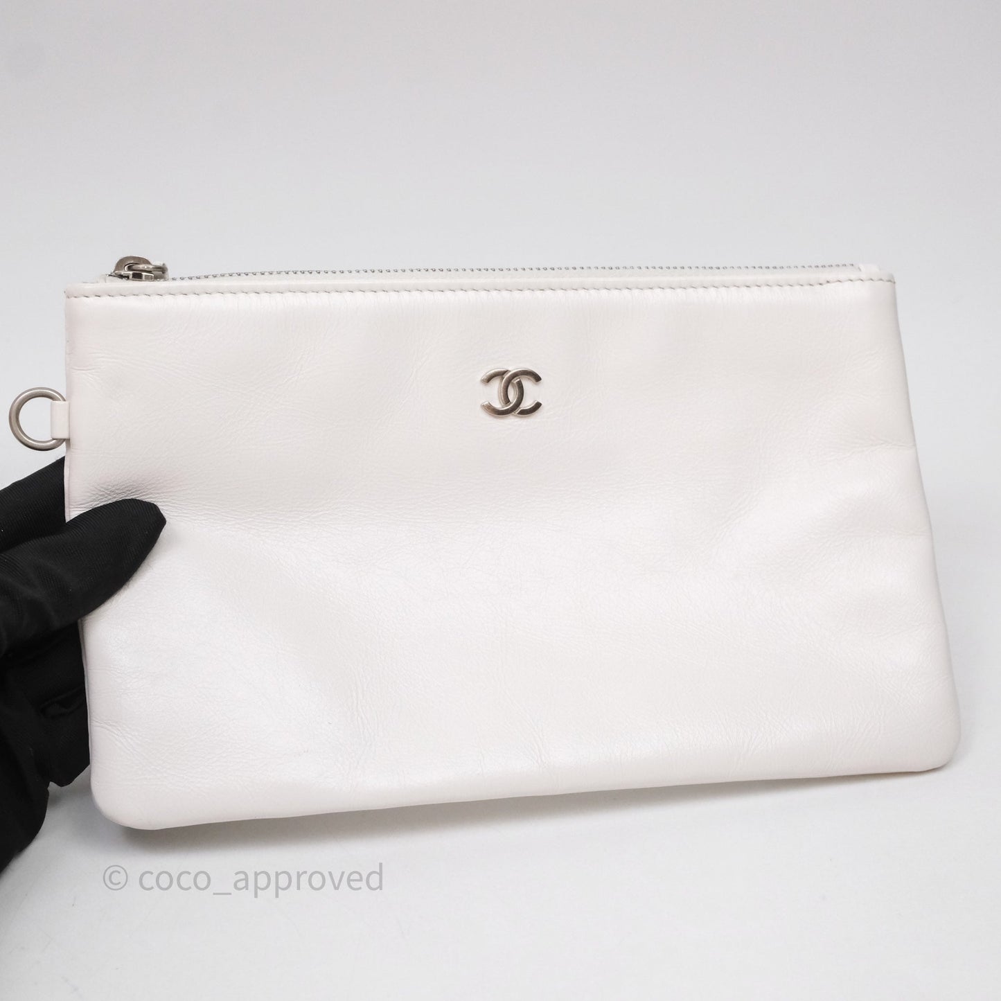 Chanel 22 Small White Crumpled Calfskin Aged Silver Hardware