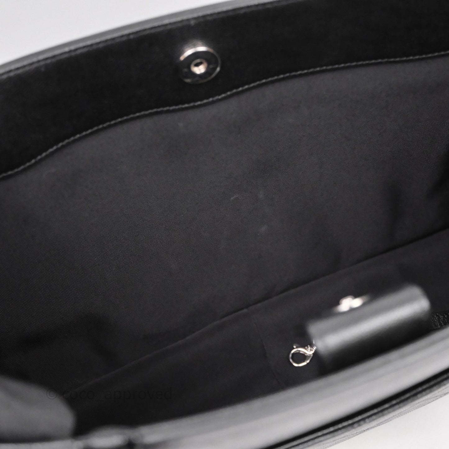 Chanel So Black Quilted Caviar Tote bag