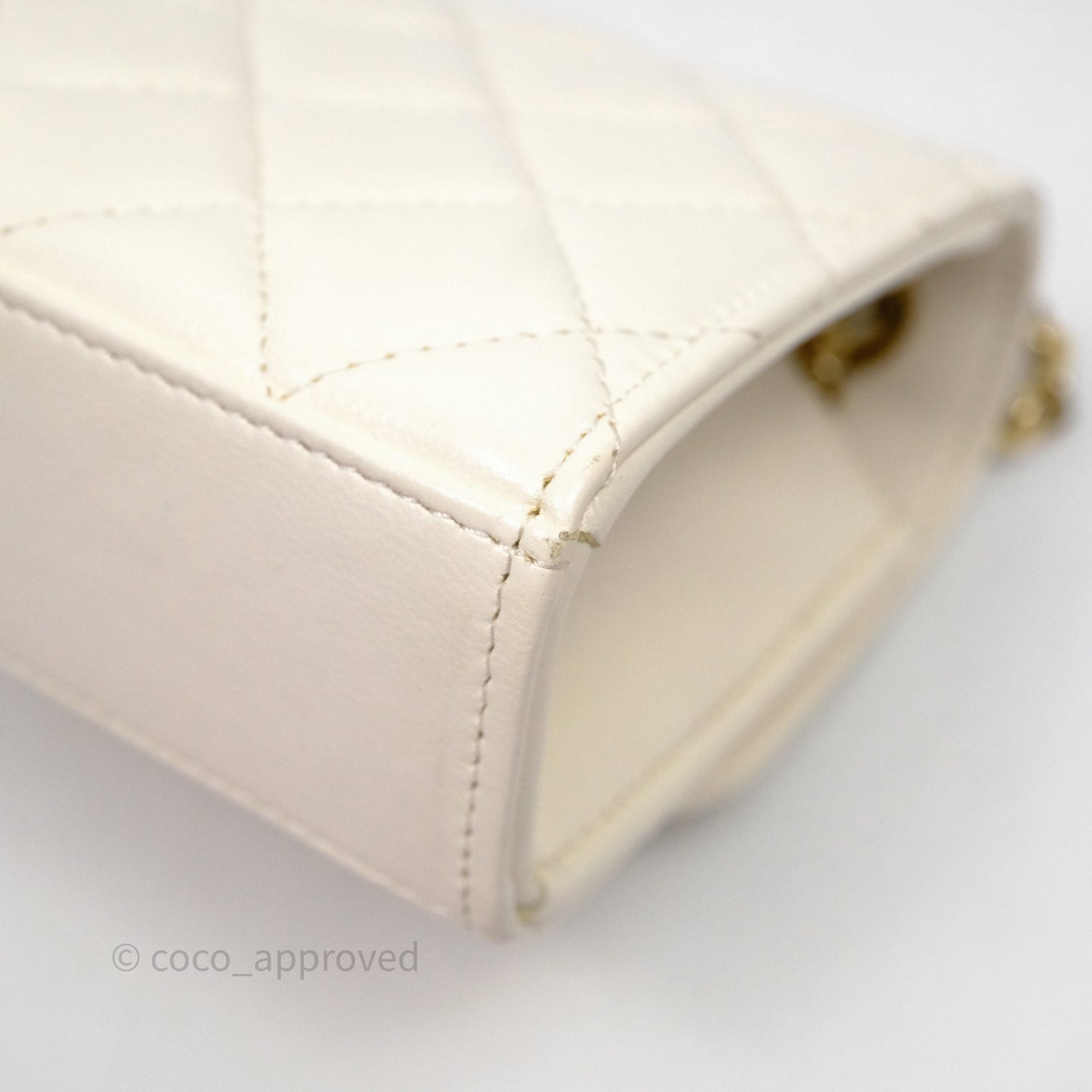 Chanel Mini Quilted Trendy CC Clutch With Chain White Lambskin Gold Hardware