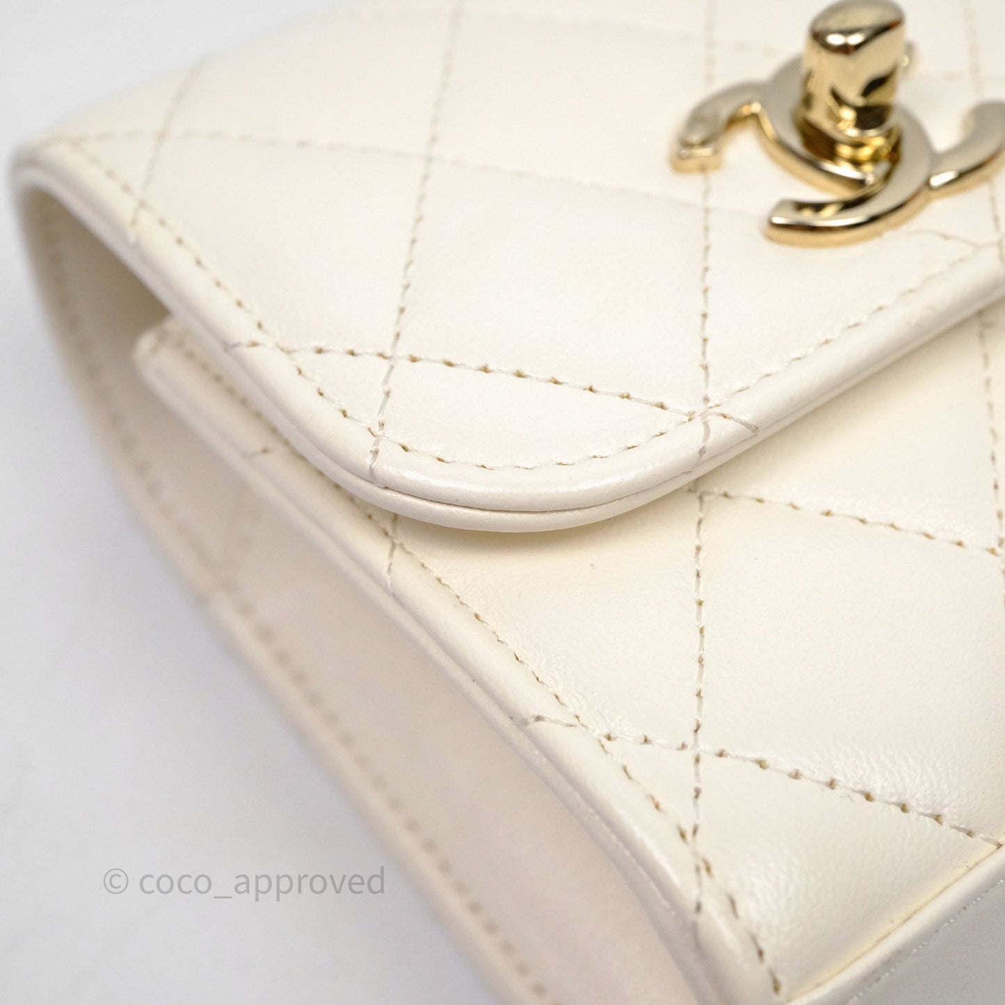 Chanel Mini Quilted Trendy CC Clutch With Chain White Lambskin Gold Hardware