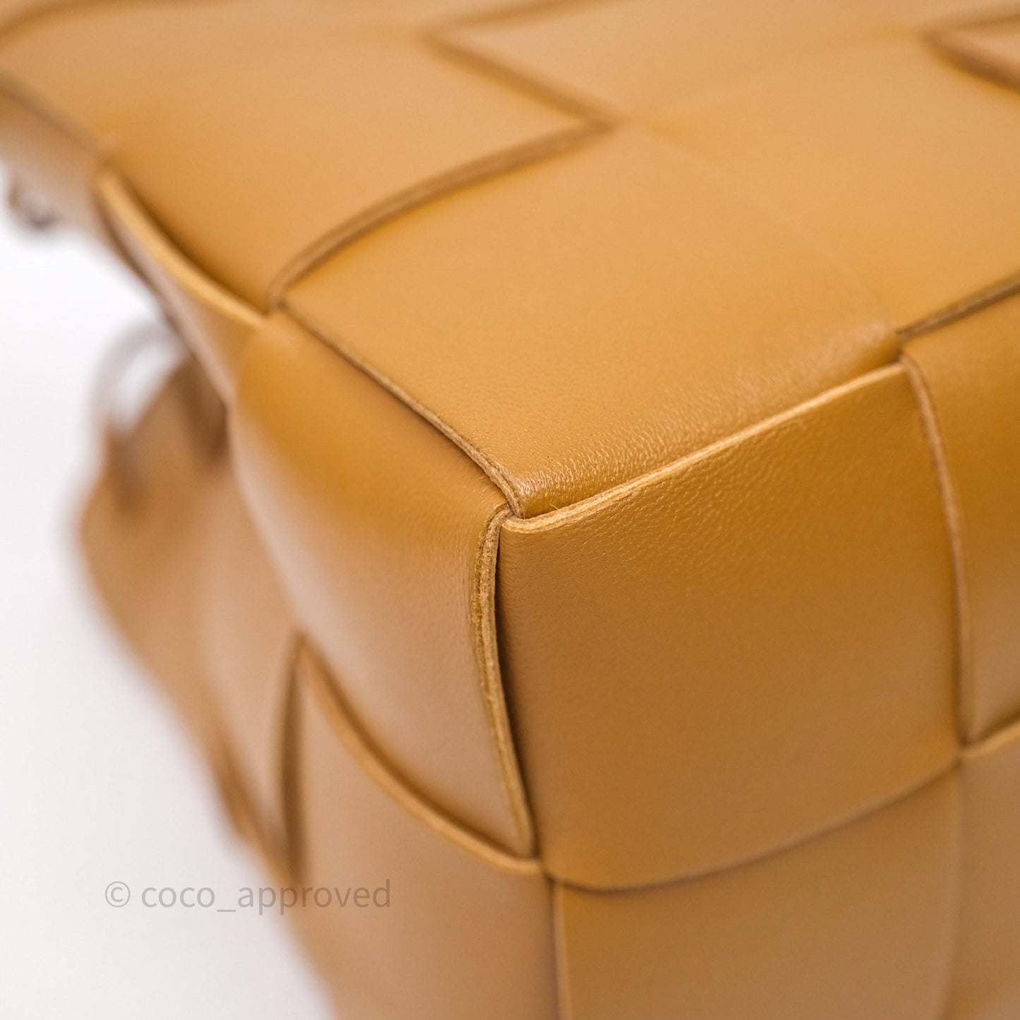 Bottega Veneta Small Cassette Bucket Brown Lambskin Bag