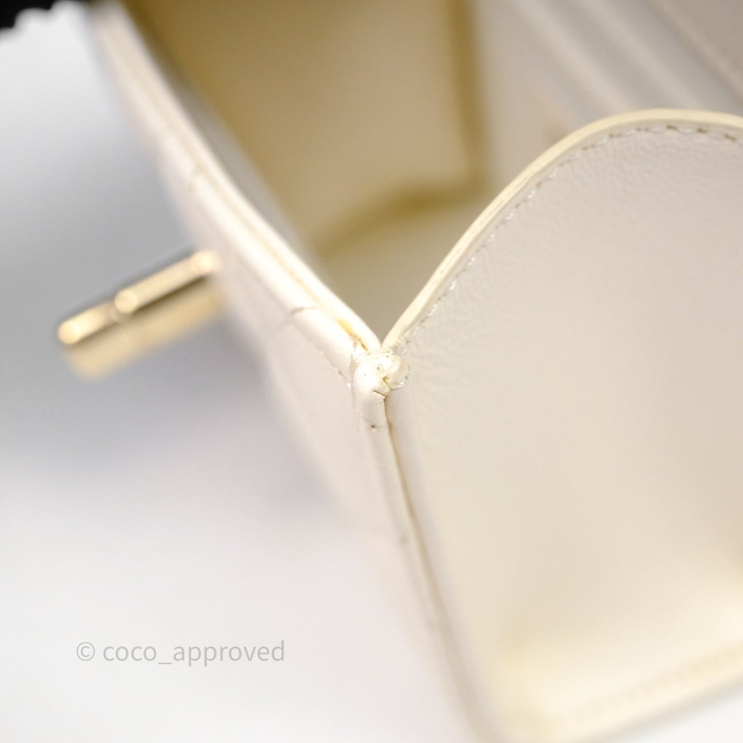 Chanel Mini Quilted Trendy CC Clutch With Chain White Lambskin Gold Hardware