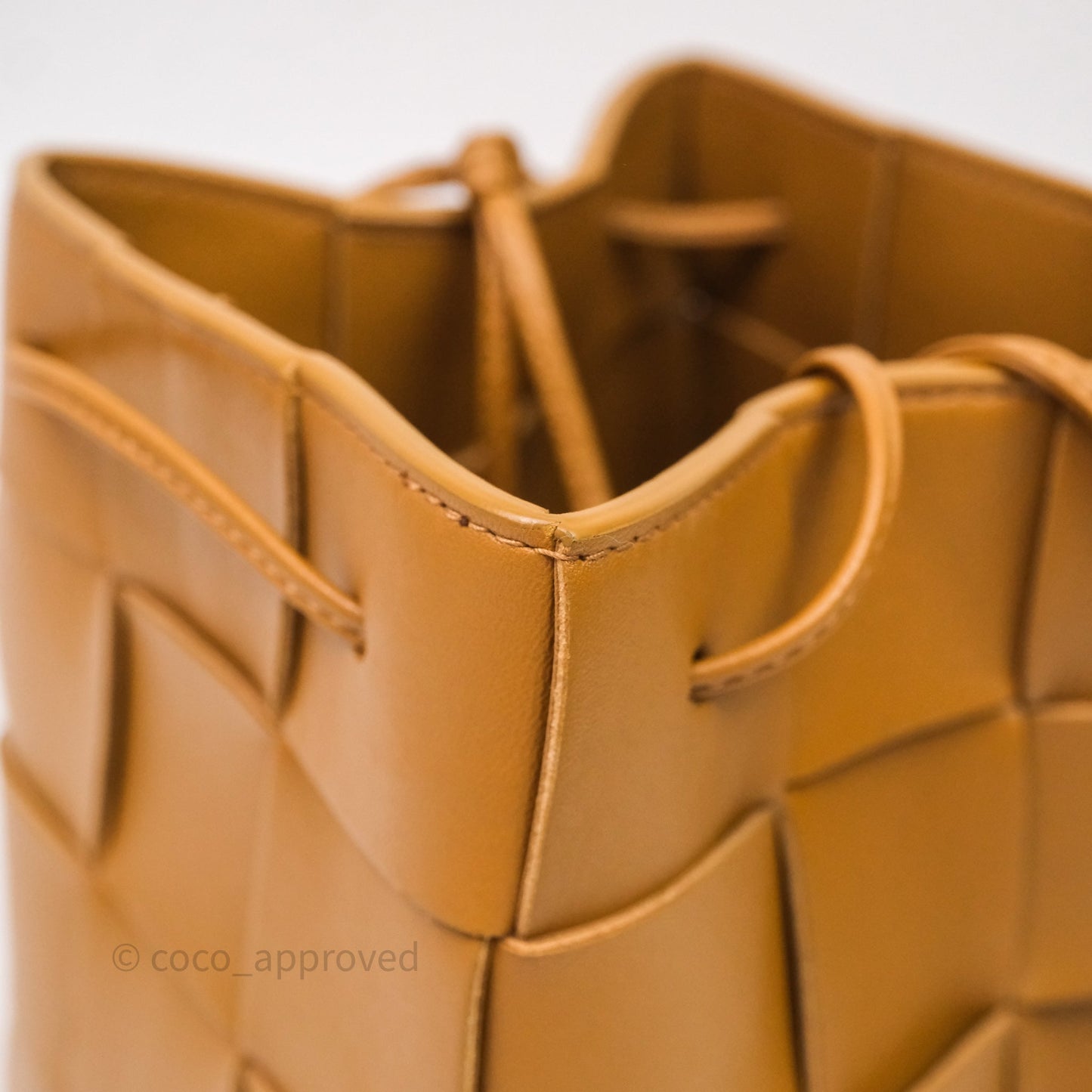 Bottega Veneta Small Cassette Bucket Brown Lambskin Bag