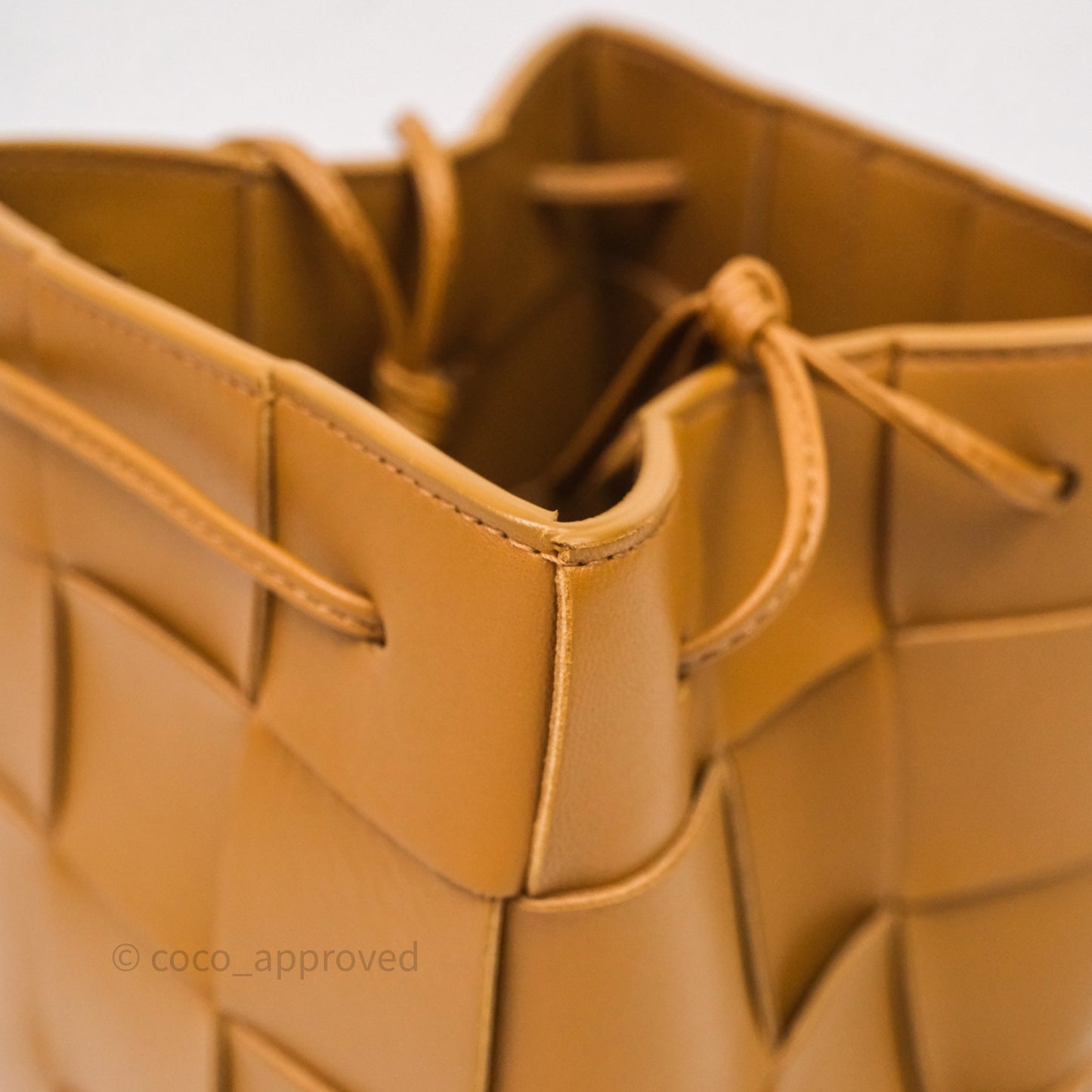 Bottega Veneta Small Cassette Bucket Brown Lambskin Bag