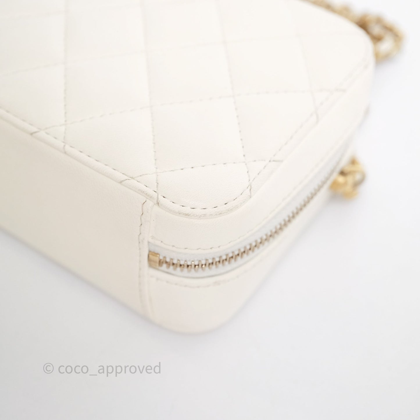Chanel Quilted CC Pearl Crush Camera Case White Lambskin Gold Hardware