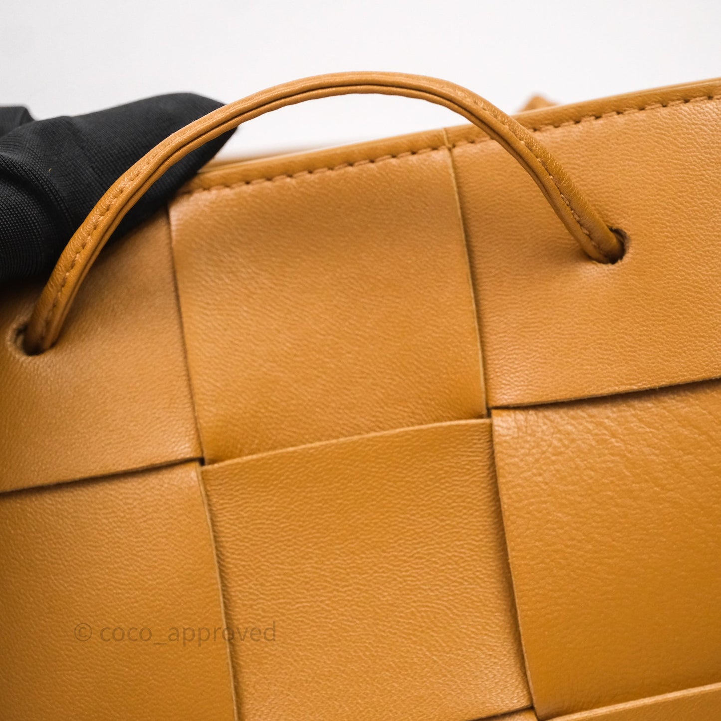 Bottega Veneta Small Cassette Bucket Brown Lambskin Bag