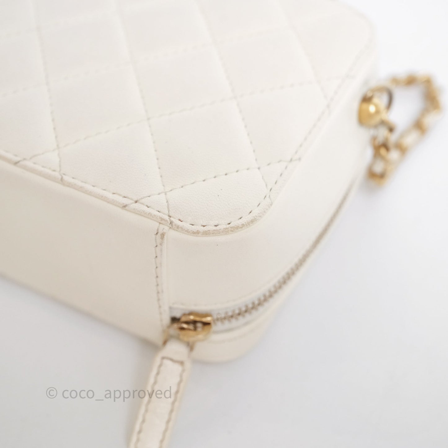 Chanel Quilted CC Pearl Crush Camera Case White Lambskin Gold Hardware