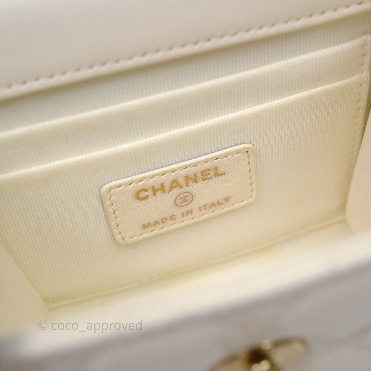Chanel Mini Quilted Trendy CC Clutch With Chain White Lambskin Gold Hardware
