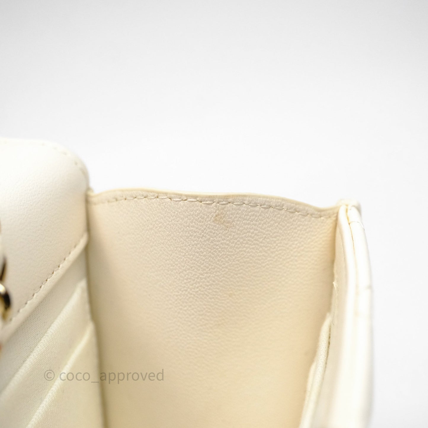 Chanel Mini Quilted Trendy CC Clutch With Chain White Lambskin Gold Hardware