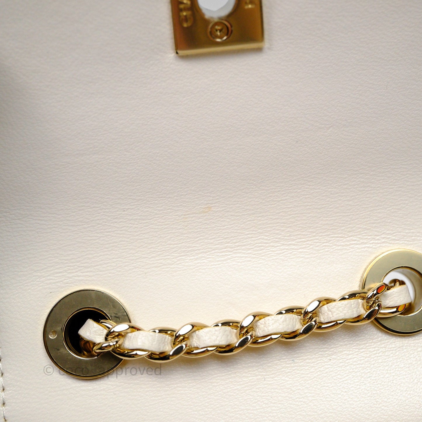 Chanel Mini Quilted Trendy CC Clutch With Chain White Lambskin Gold Hardware