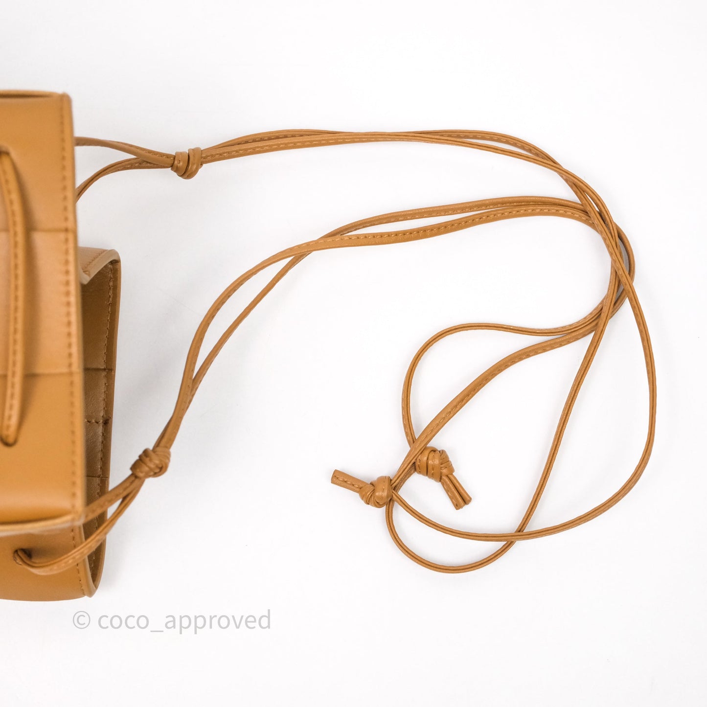 Bottega Veneta Small Cassette Bucket Brown Lambskin Bag