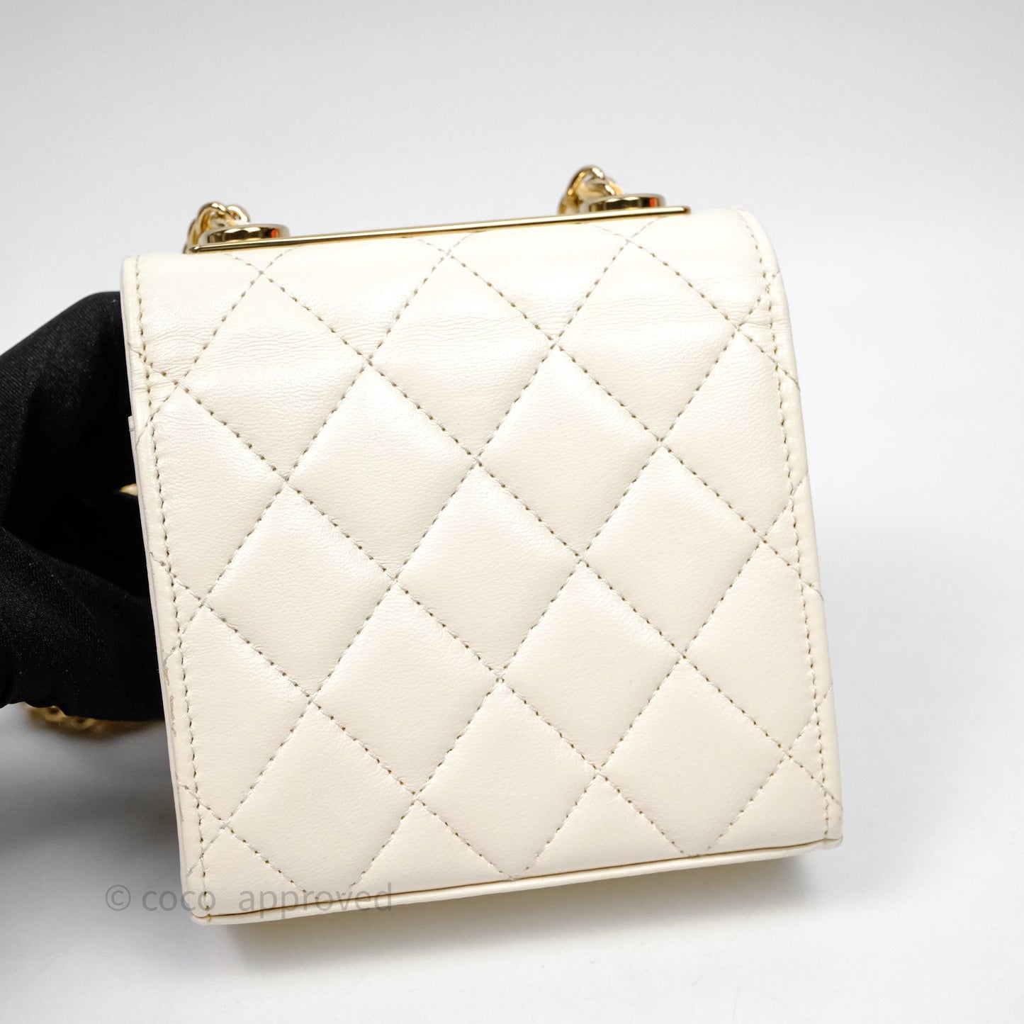 Chanel Mini Quilted Trendy CC Clutch With Chain White Lambskin Gold Hardware