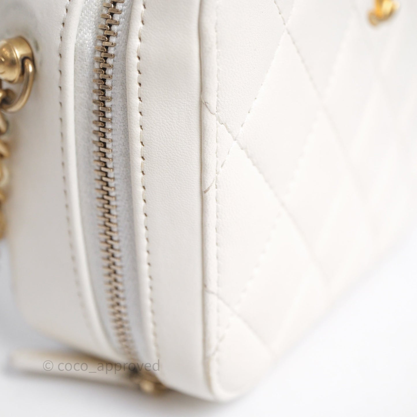 Chanel Quilted CC Pearl Crush Camera Case White Lambskin Gold Hardware