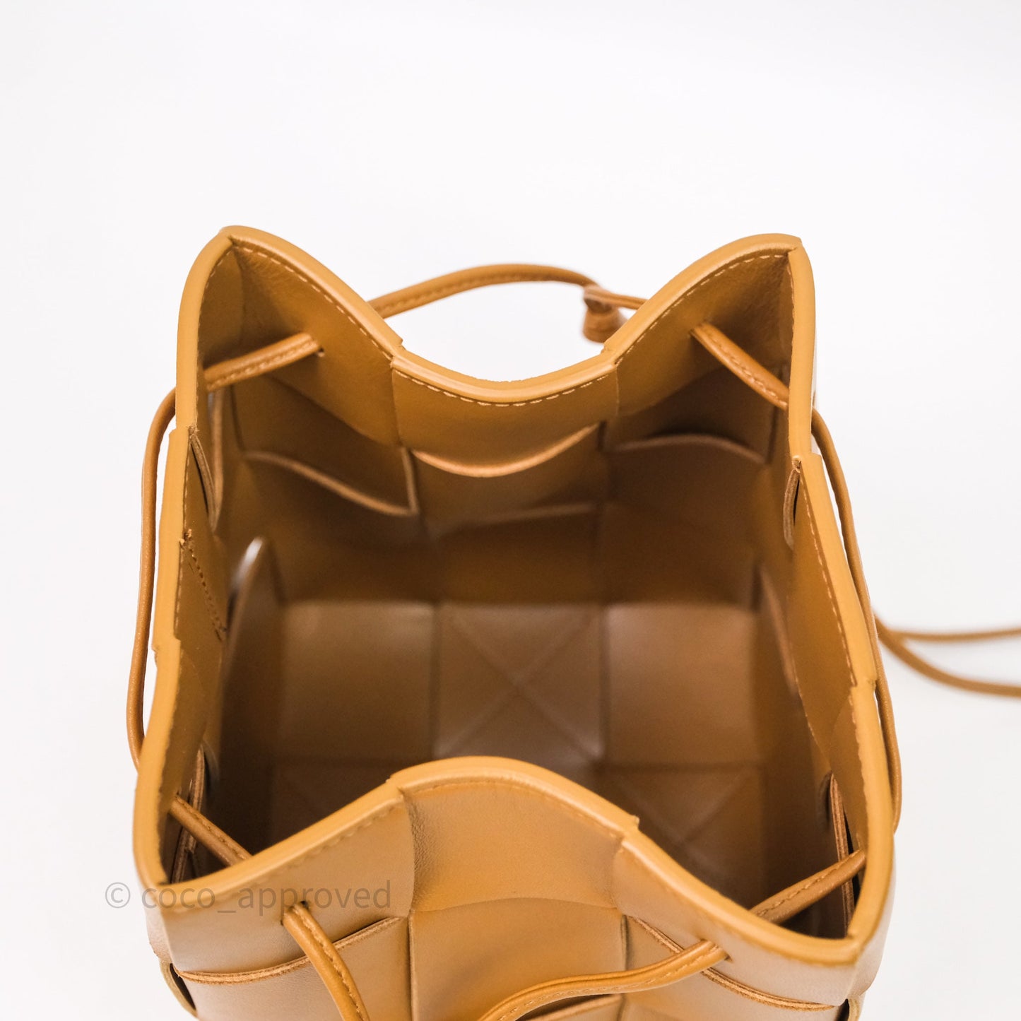 Bottega Veneta Small Cassette Bucket Brown Lambskin Bag