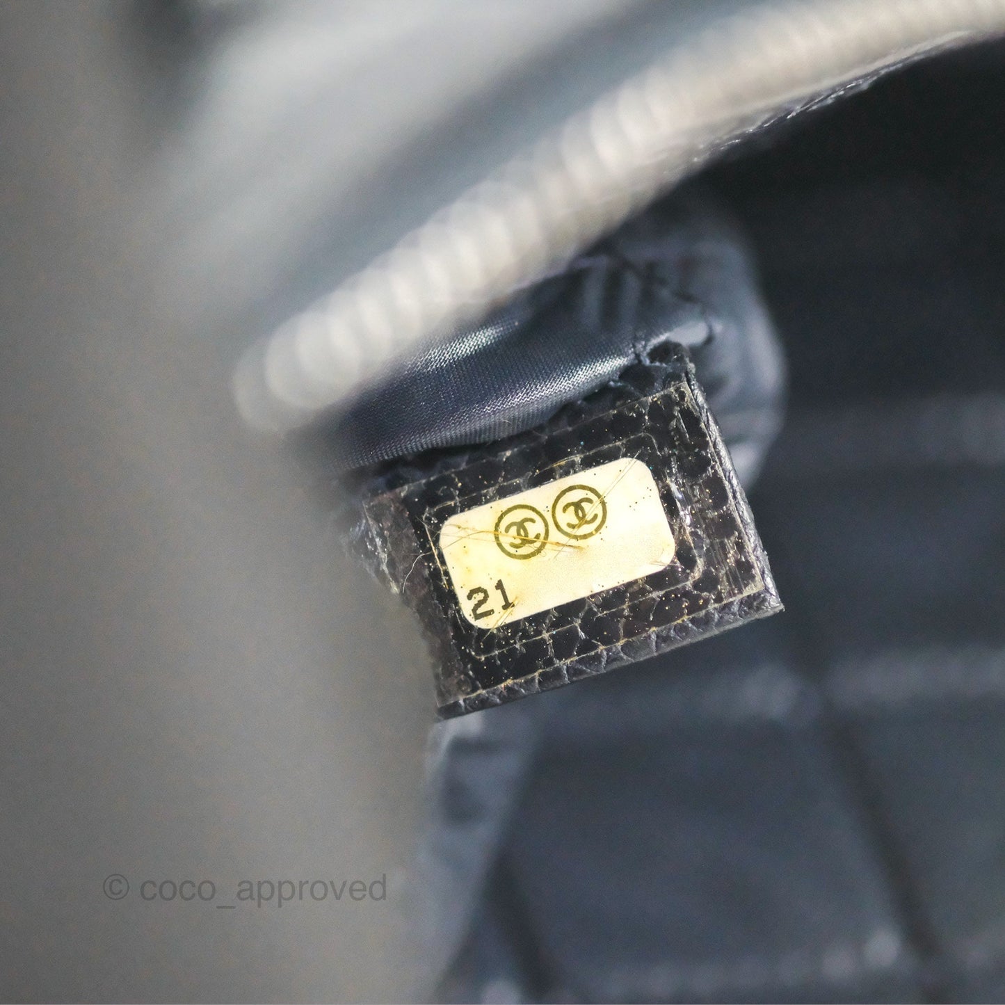 Chanel Medium Classic O Case Quilted Navy Caviar Ruthenium Hardware