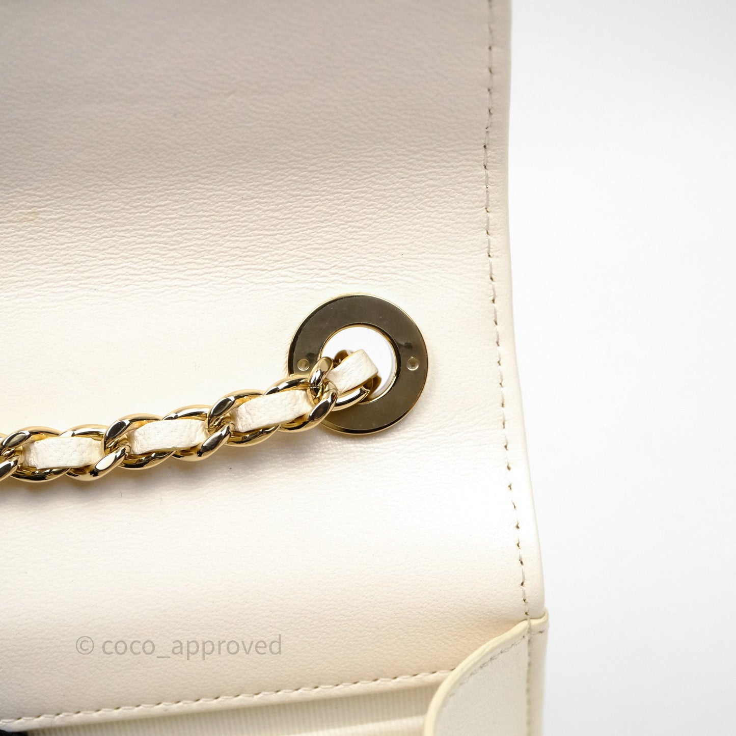 Chanel Mini Quilted Trendy CC Clutch With Chain White Lambskin Gold Hardware