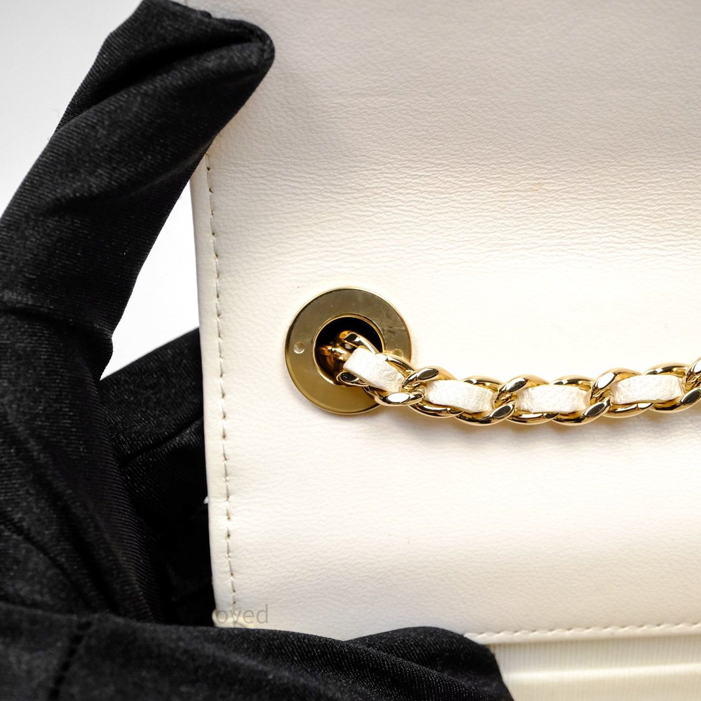 Chanel Mini Quilted Trendy CC Clutch With Chain White Lambskin Gold Hardware