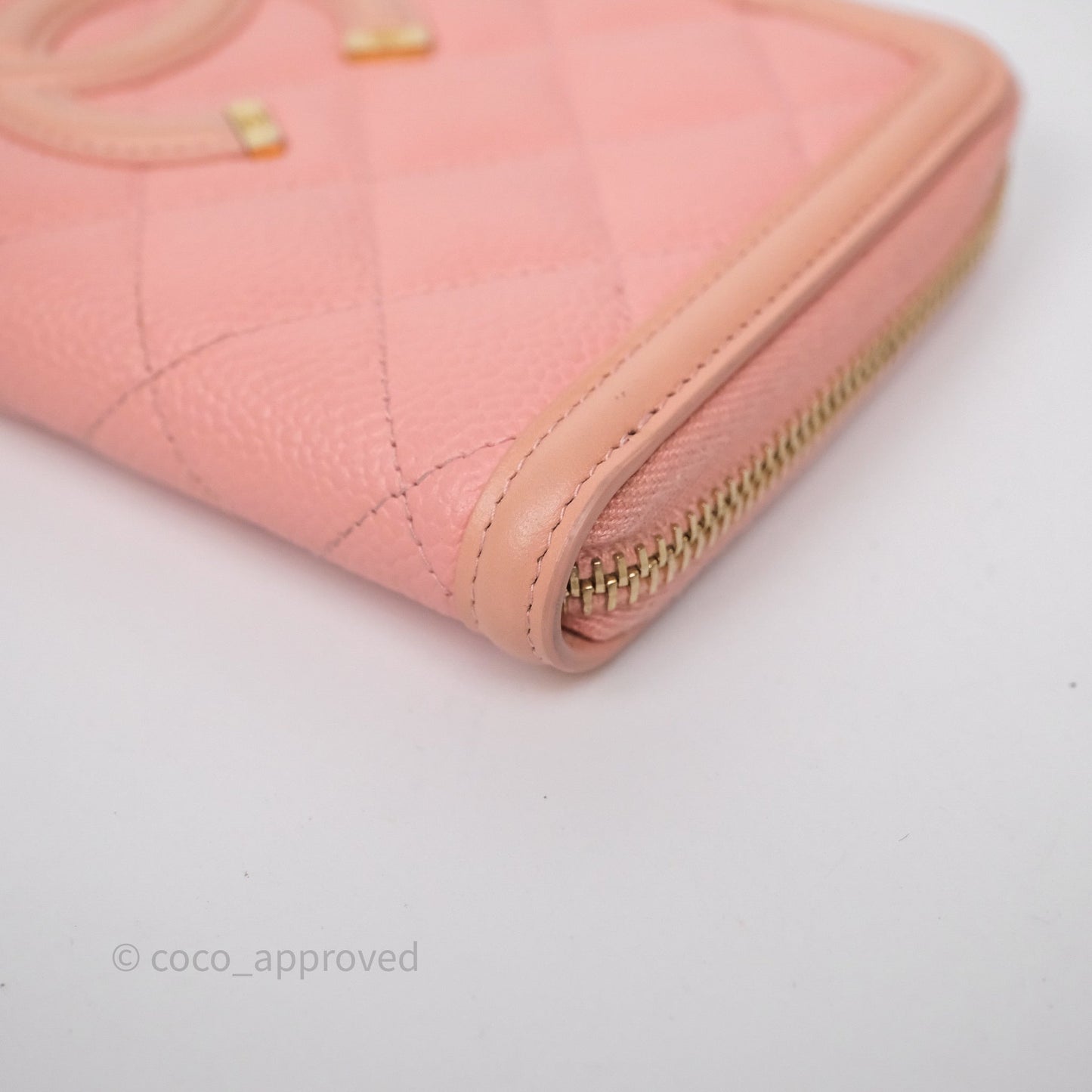 Chanel CC Filigree Zipped Long Wallet Pink Caviar Gold Hardware