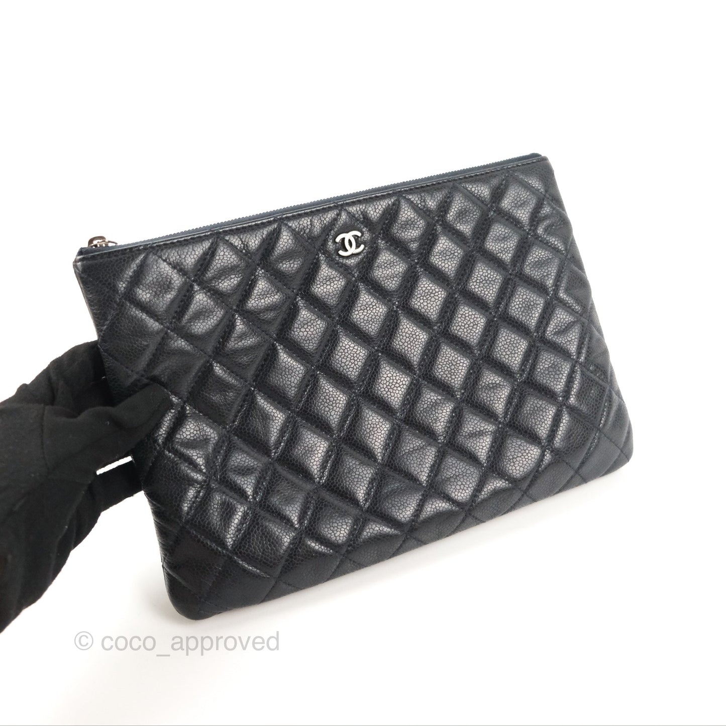 Chanel Medium Classic O Case Quilted Navy Caviar Ruthenium Hardware