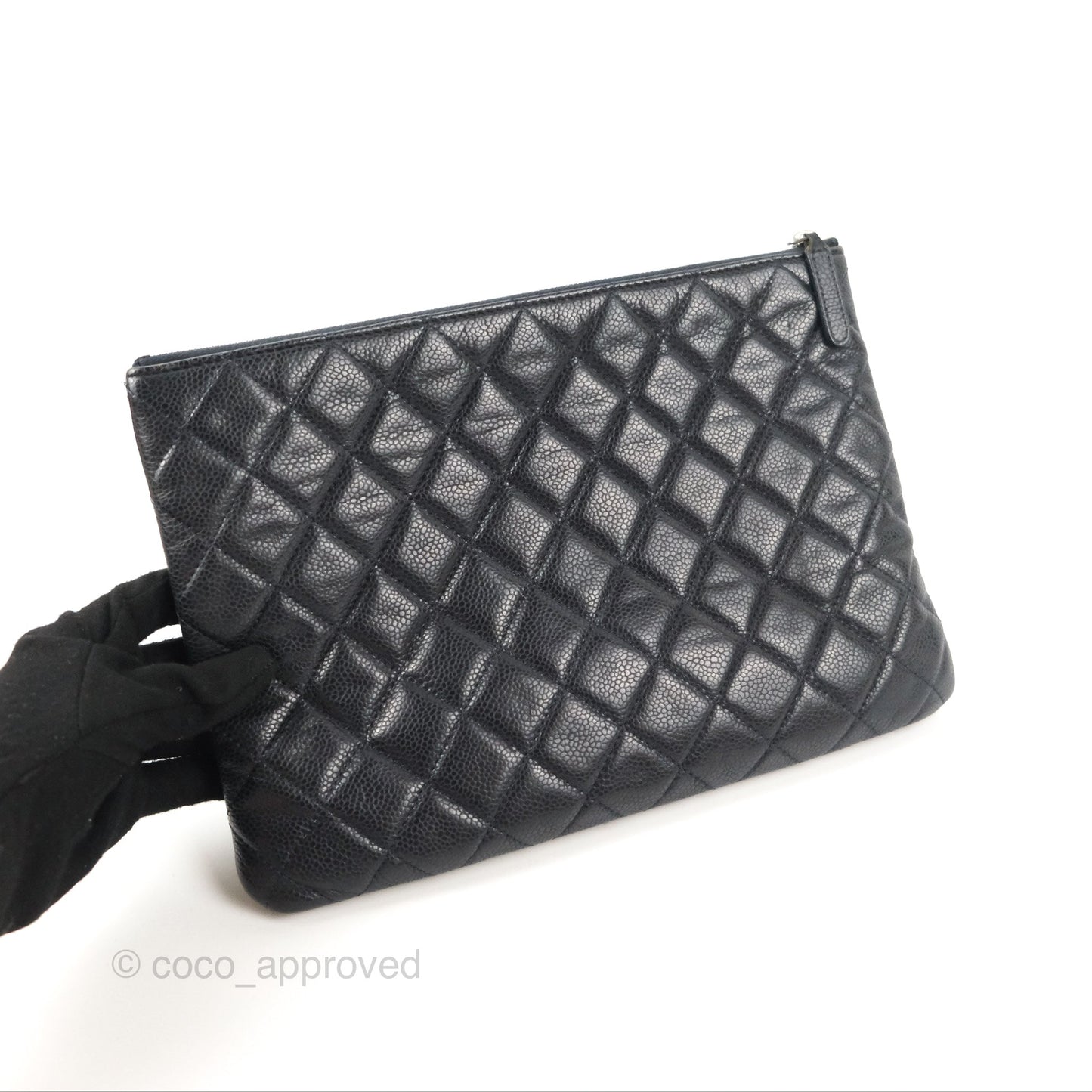 Chanel Medium Classic O Case Quilted Navy Caviar Ruthenium Hardware