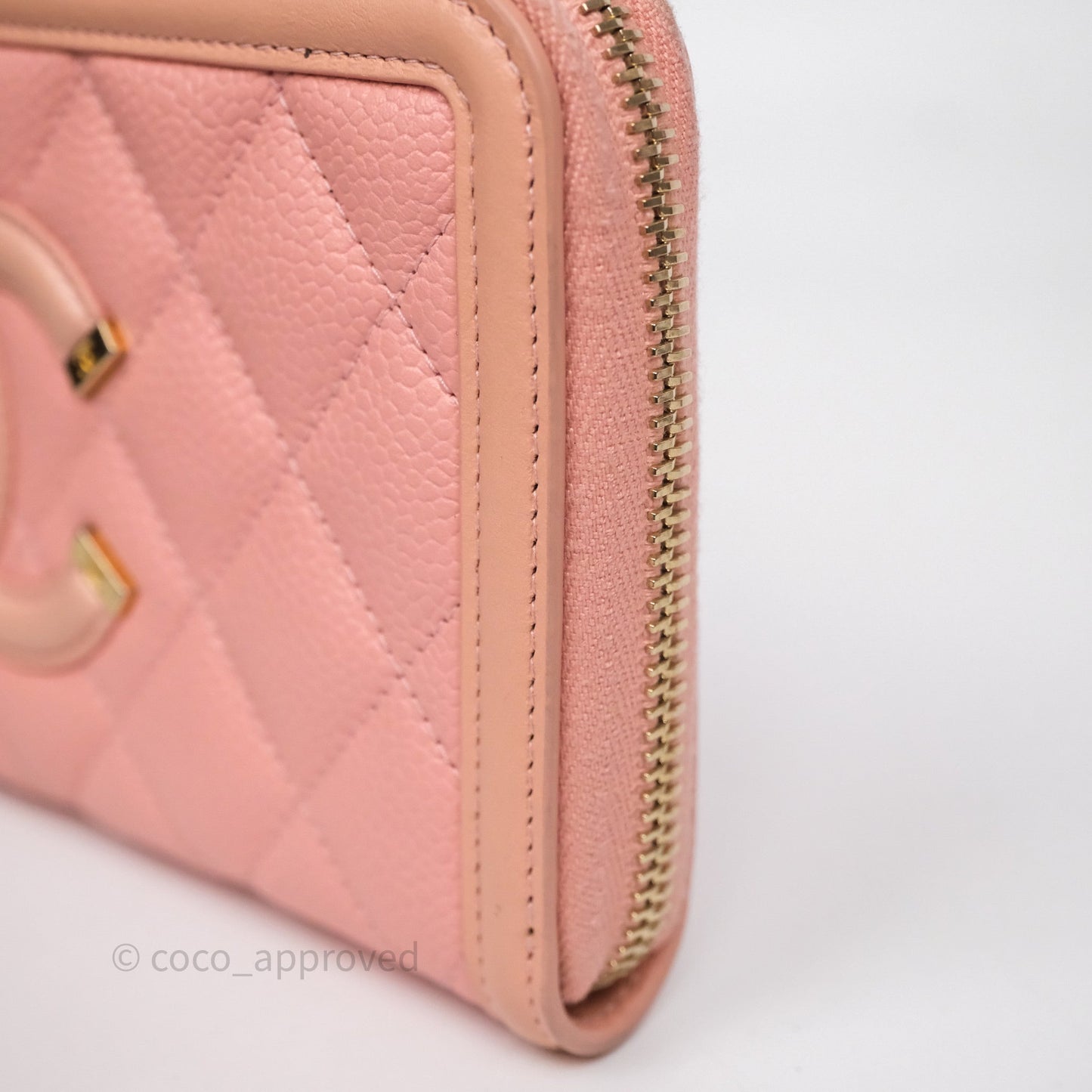 Chanel CC Filigree Zipped Long Wallet Pink Caviar Gold Hardware