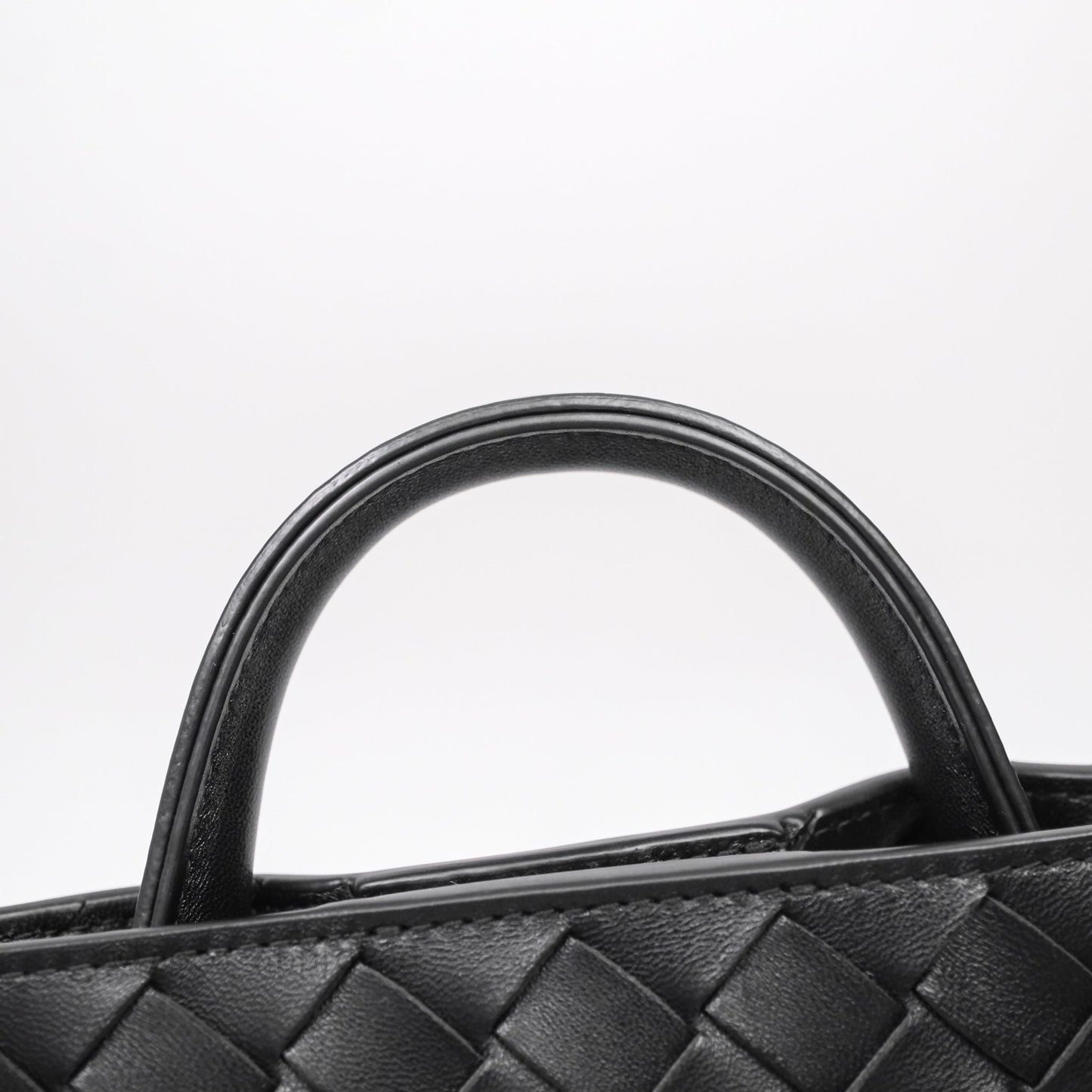 Bottega Veneta Small Andiamo Intrecciato Black Bag Lambskin