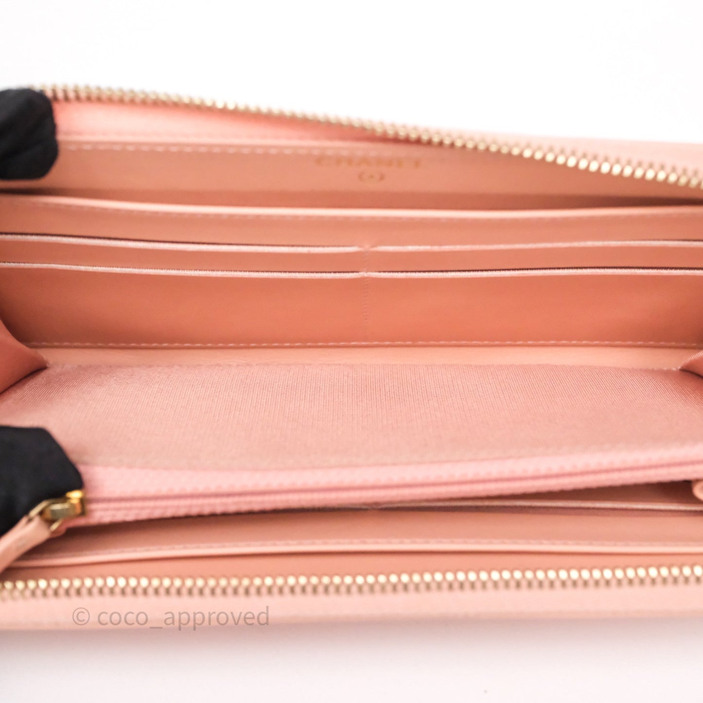 Chanel CC Filigree Zipped Long Wallet Pink Caviar Gold Hardware