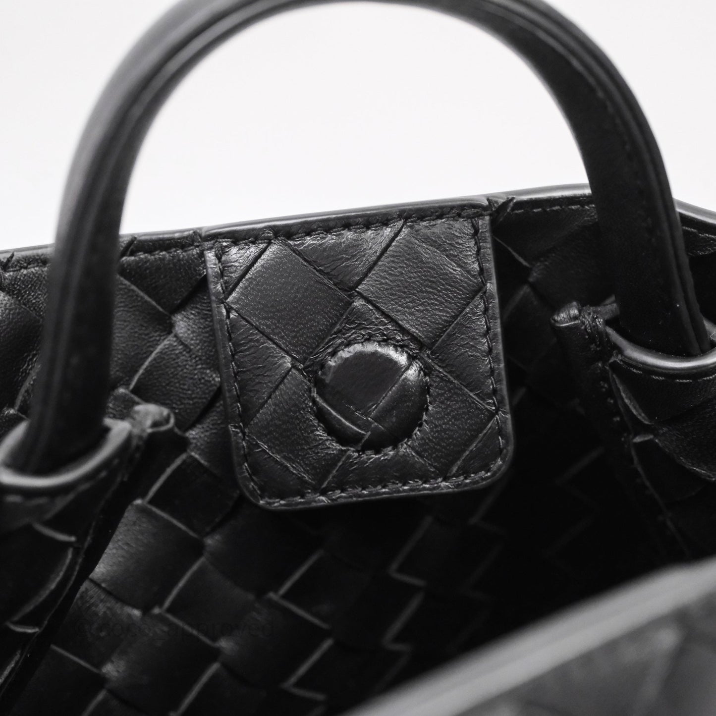 Bottega Veneta Small Andiamo Intrecciato Black Bag Lambskin
