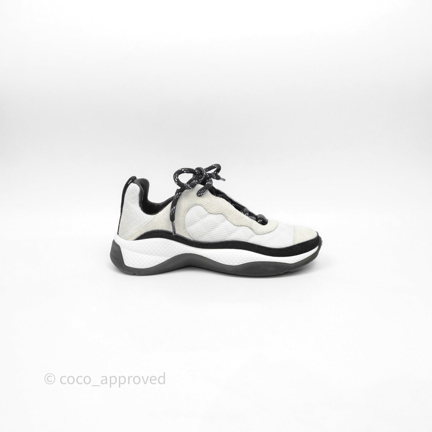 Chanel White/Black Sneakers Size 37