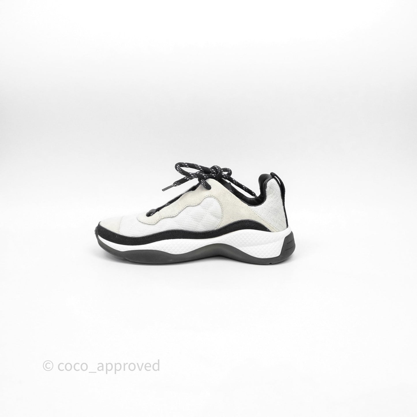 Chanel White/Black Sneakers Size 37